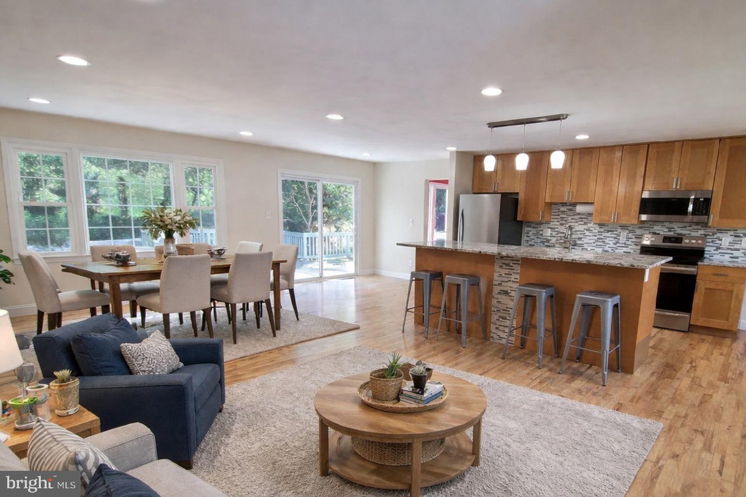 GARFIELD MANOR - Residential