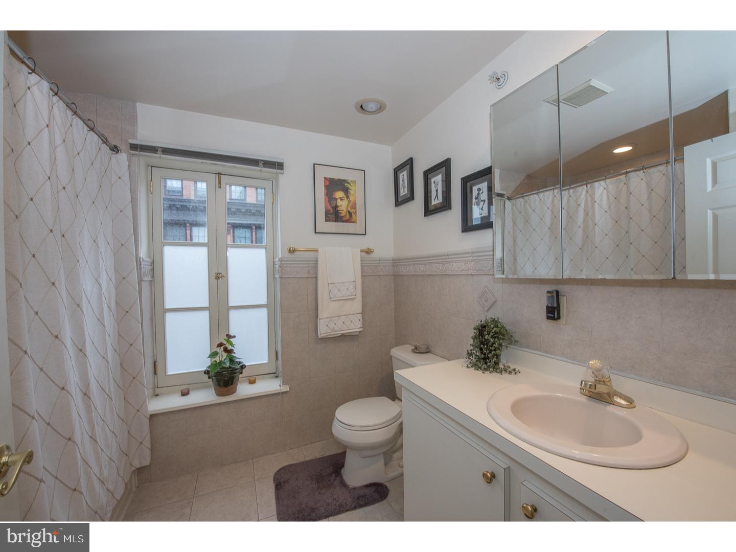 OLD CITY - Residential Lease