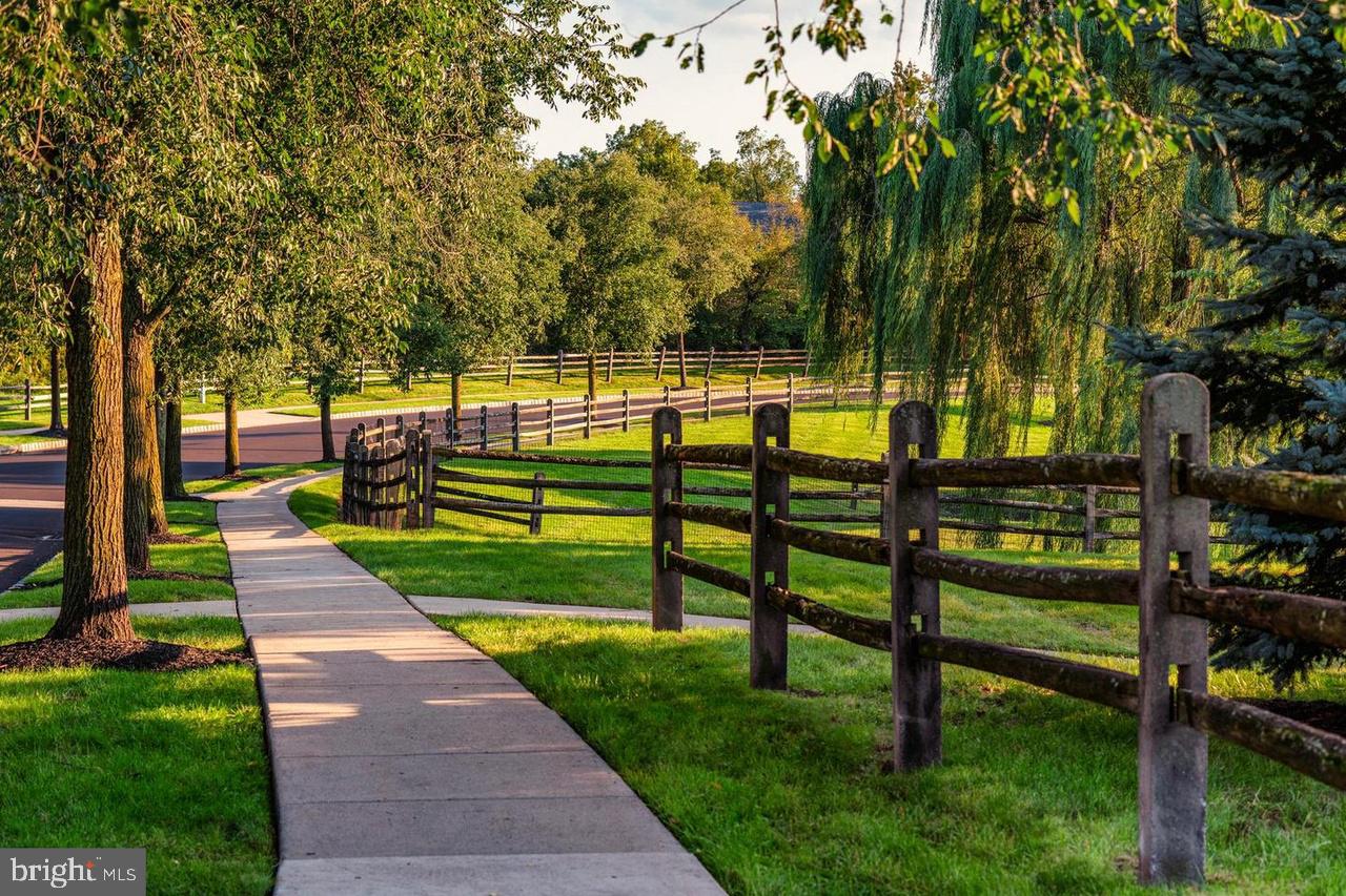 ORCHARD HILL - Residential Lease