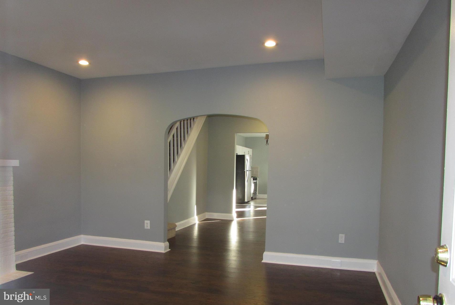 2735 CHESTERFIELD AVENUE