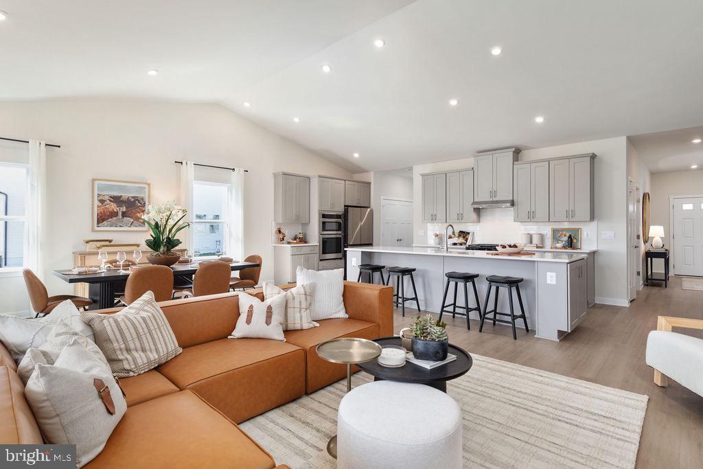 TROVINGER MILL ESTATES - Residential