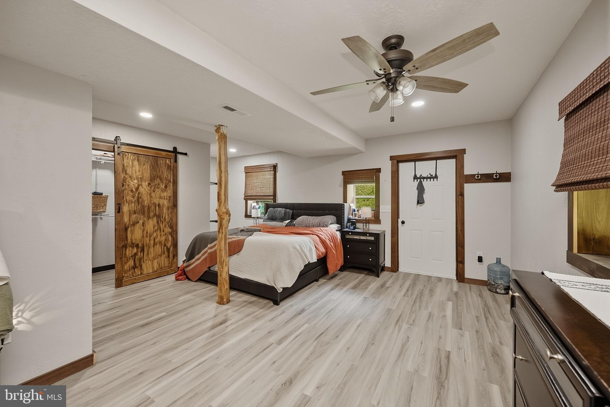 2189 TABLE ROCK ROAD