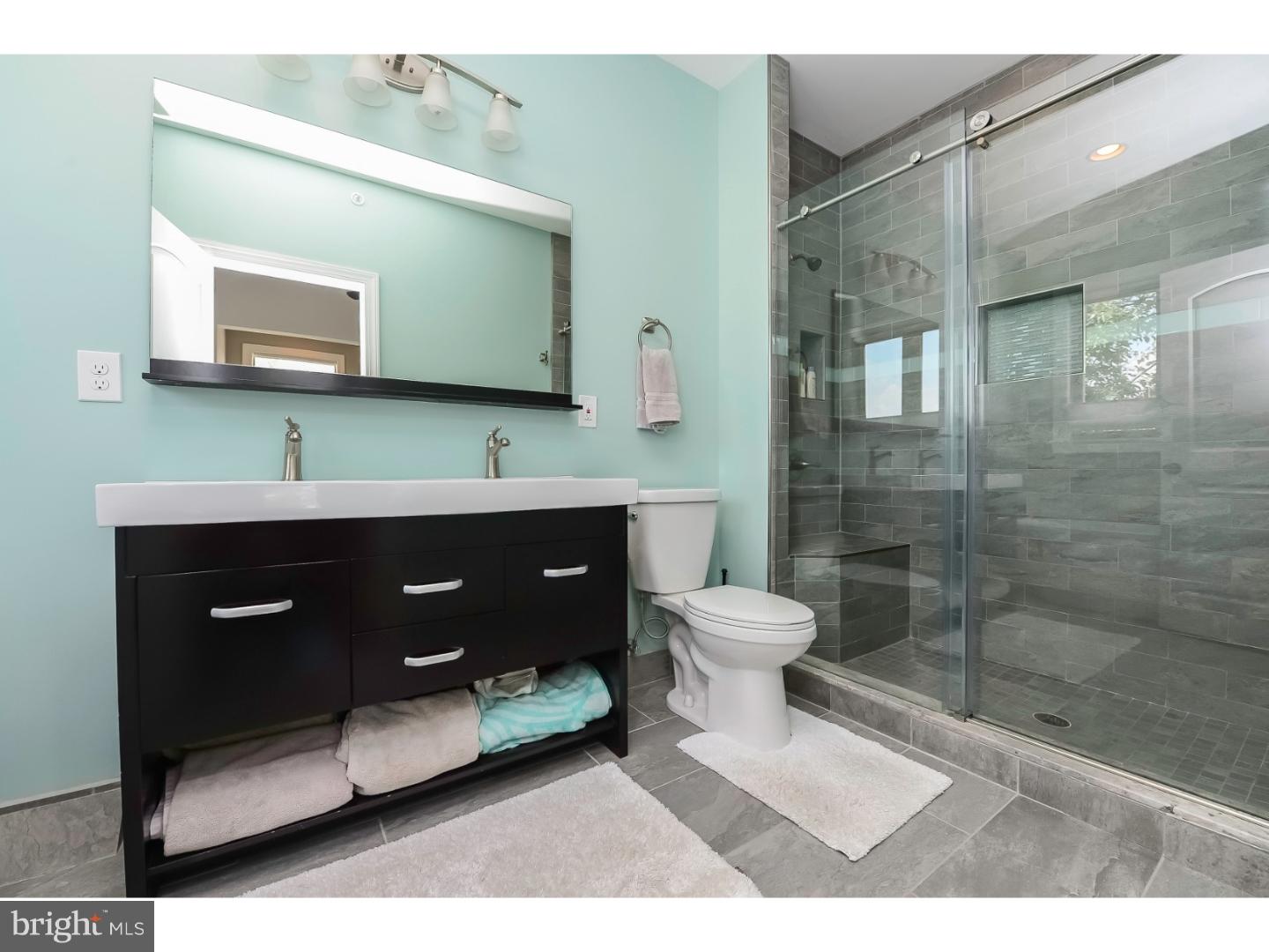 POINT BREEZE - Residential Lease