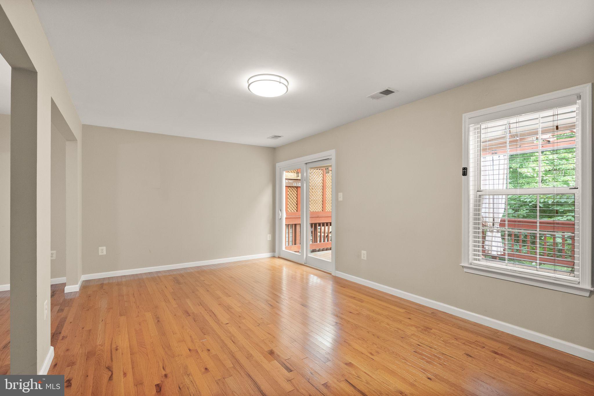 DALE CITY - Residential