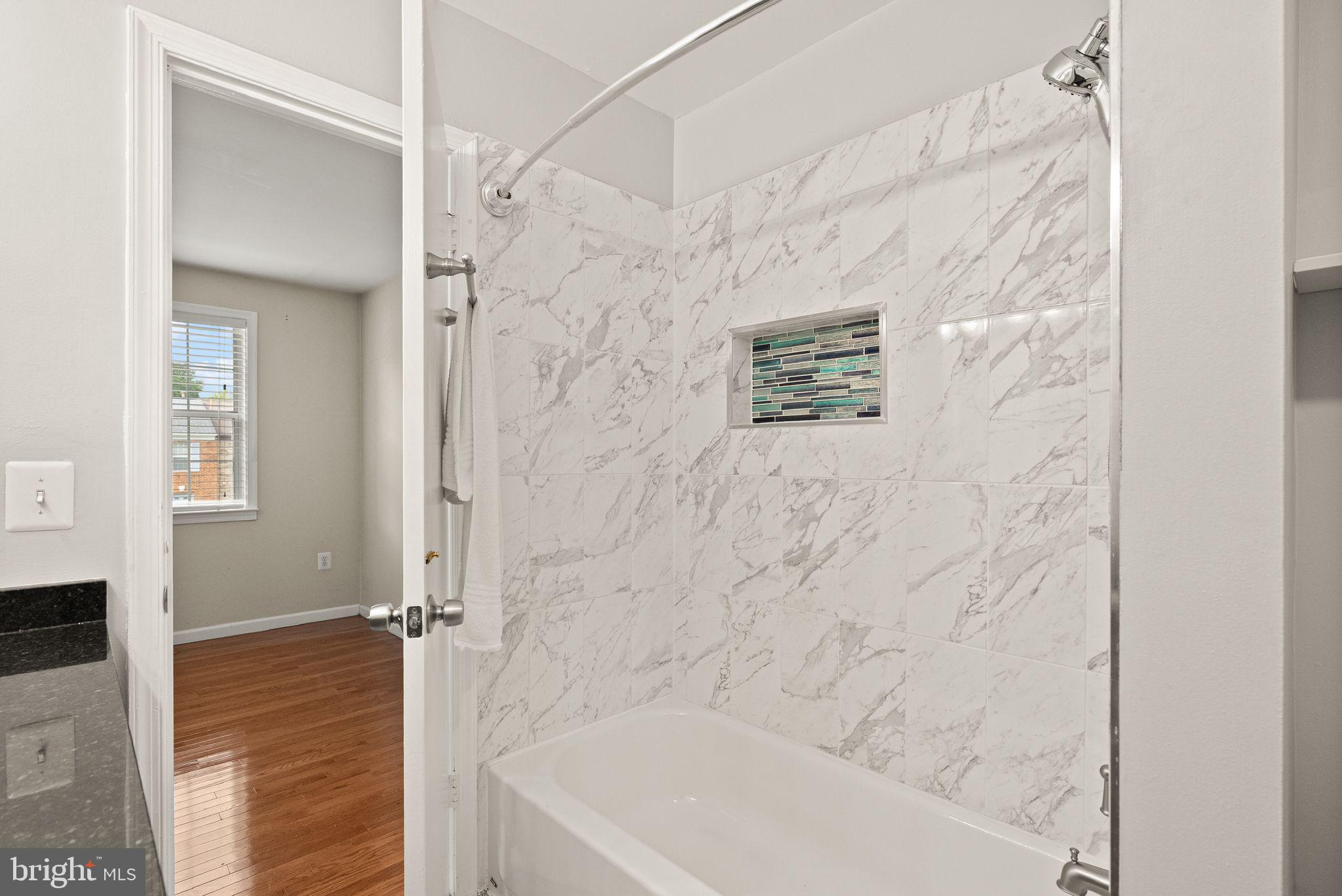 DALE CITY - Residential