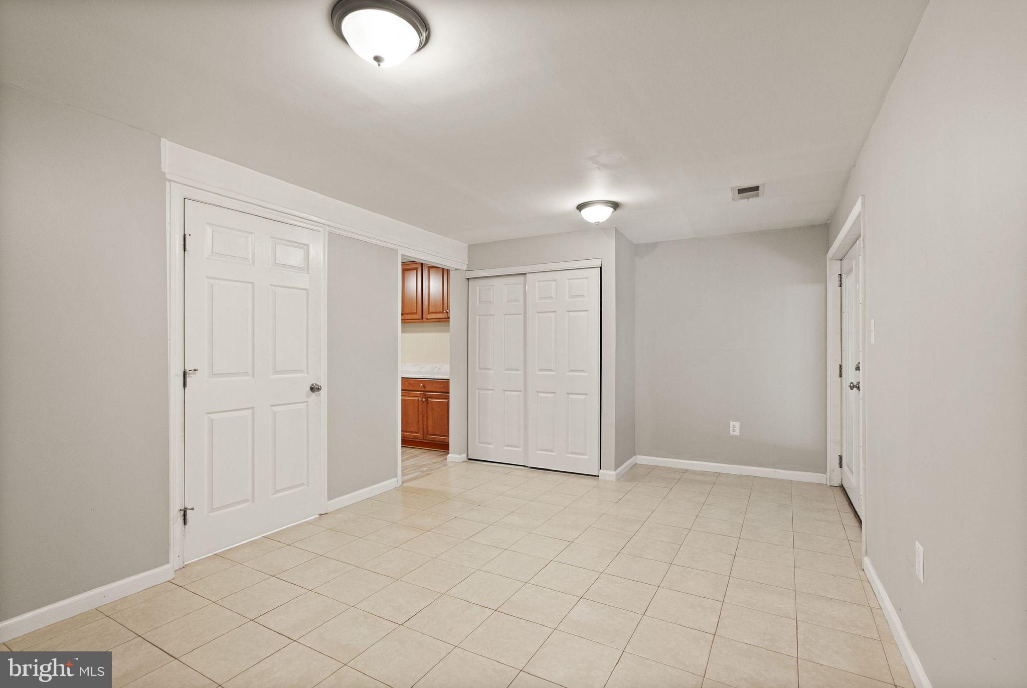 DALE CITY - Residential