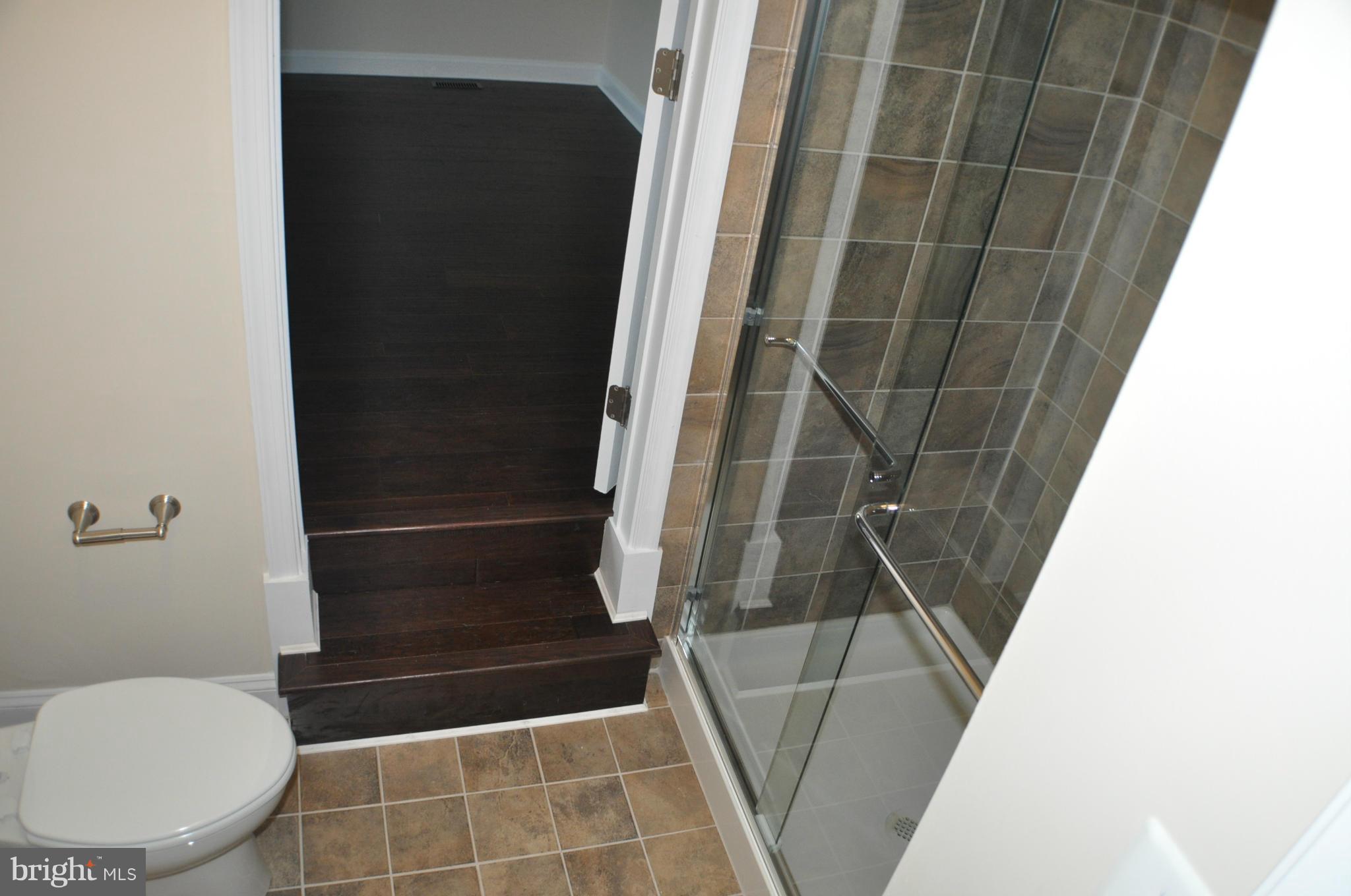 WAVERLY POINT SUB - Residential