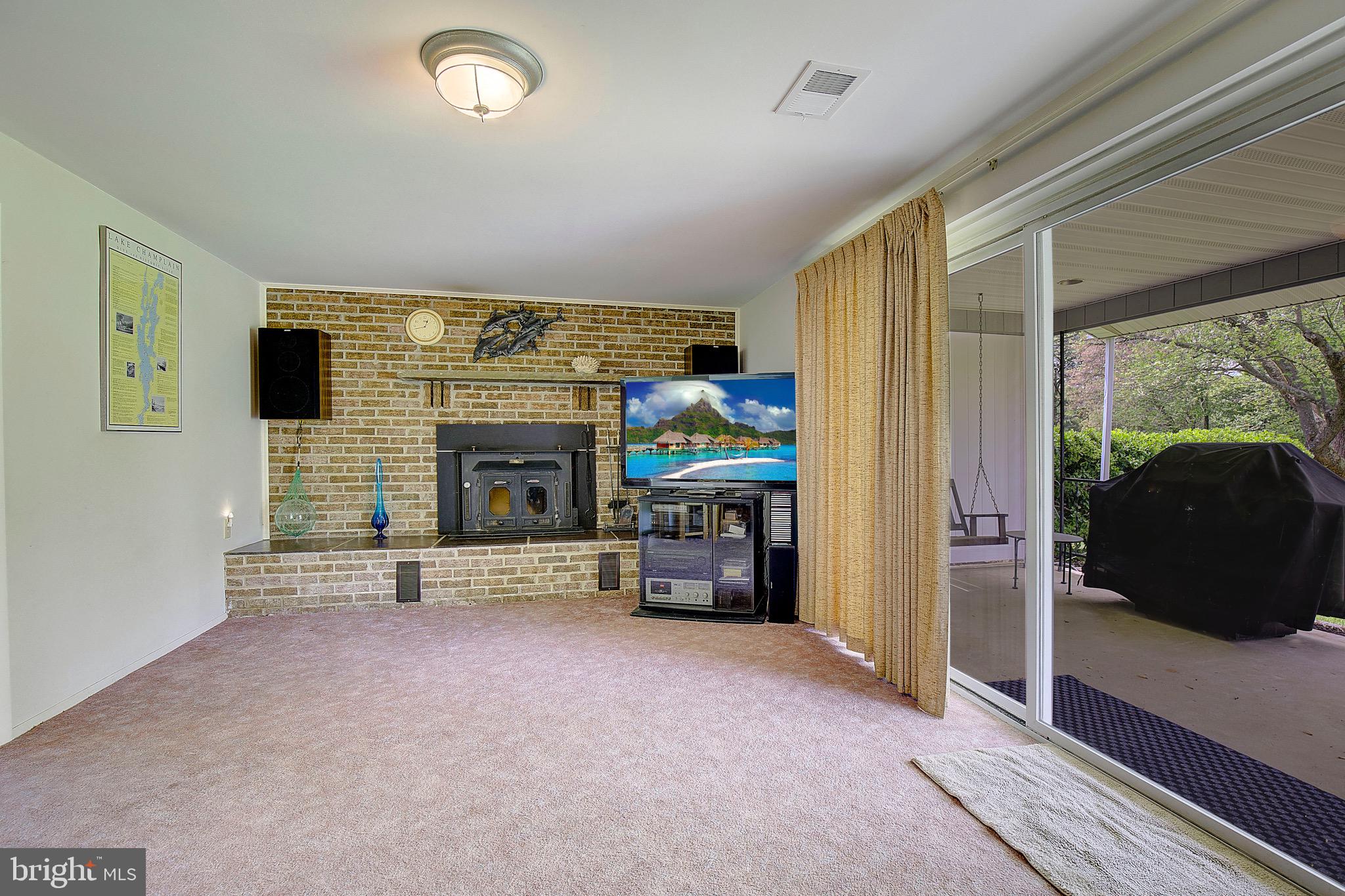 LAKEWOOD - Residential