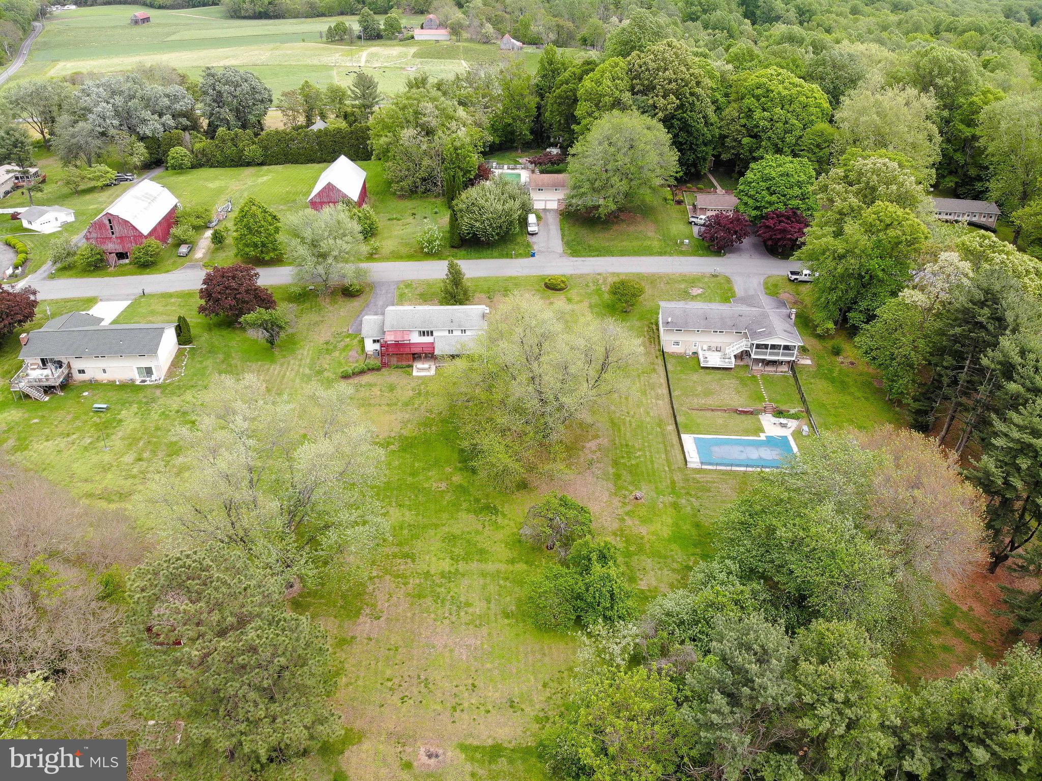 LAKEWOOD - Residential