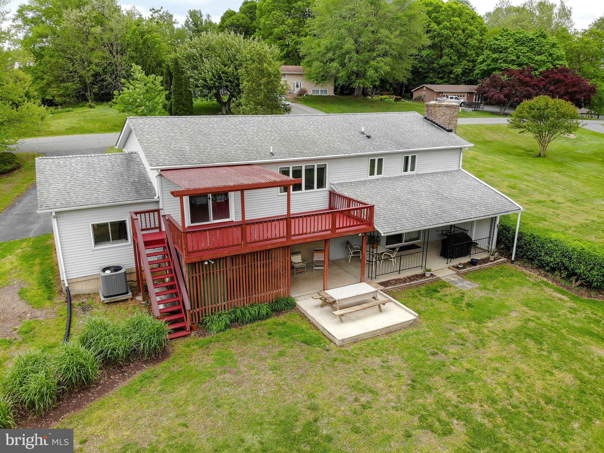 LAKEWOOD - Residential