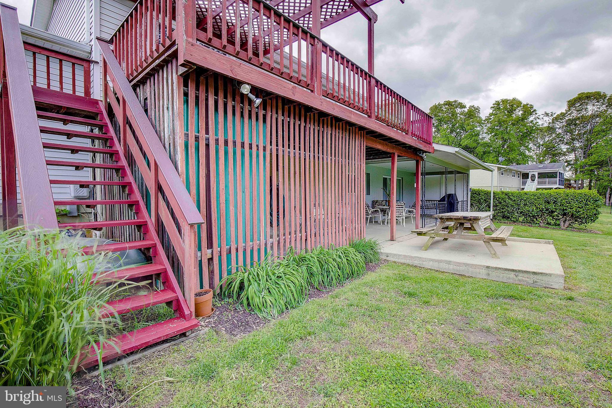 LAKEWOOD - Residential