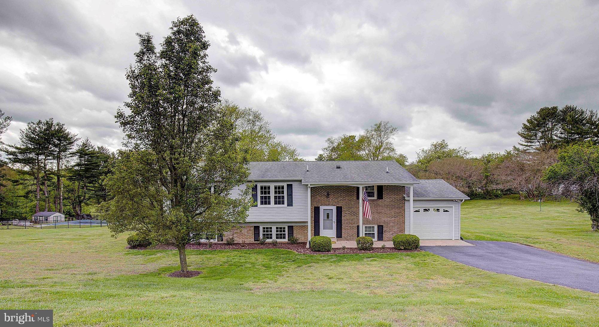 LAKEWOOD - Residential