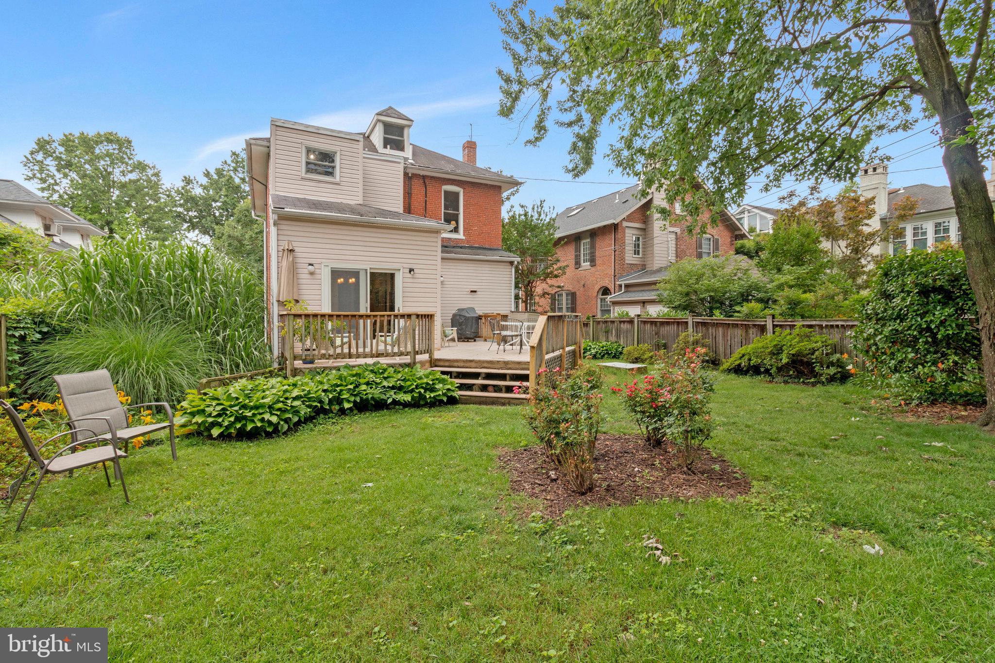 ROSEMONT - Residential