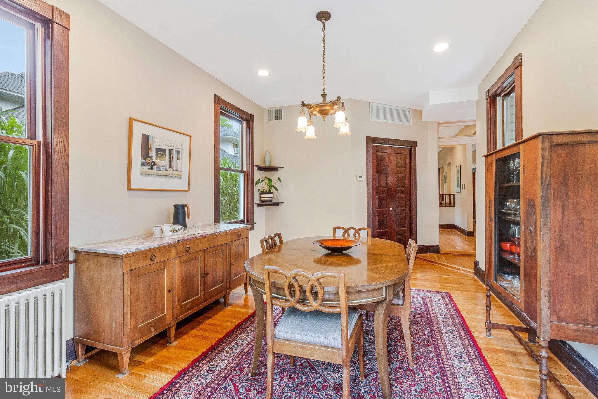 ROSEMONT - Residential