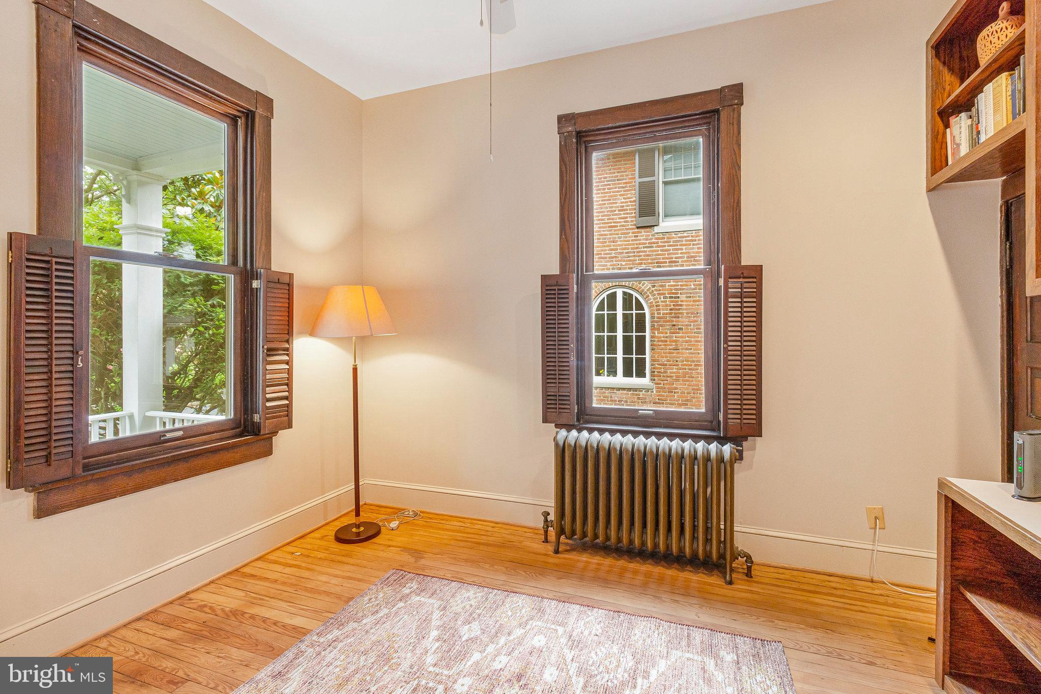 ROSEMONT - Residential