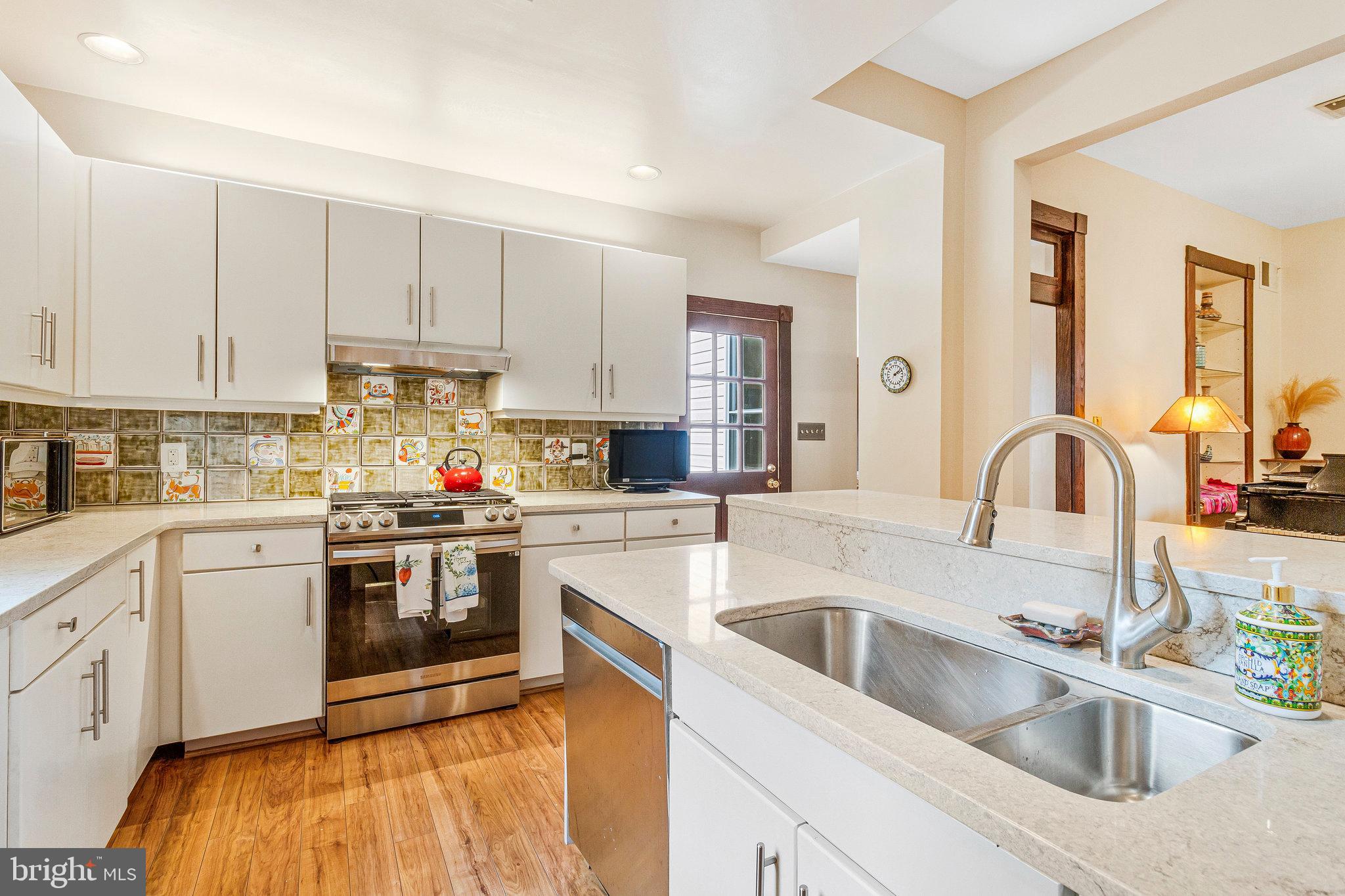 ROSEMONT - Residential