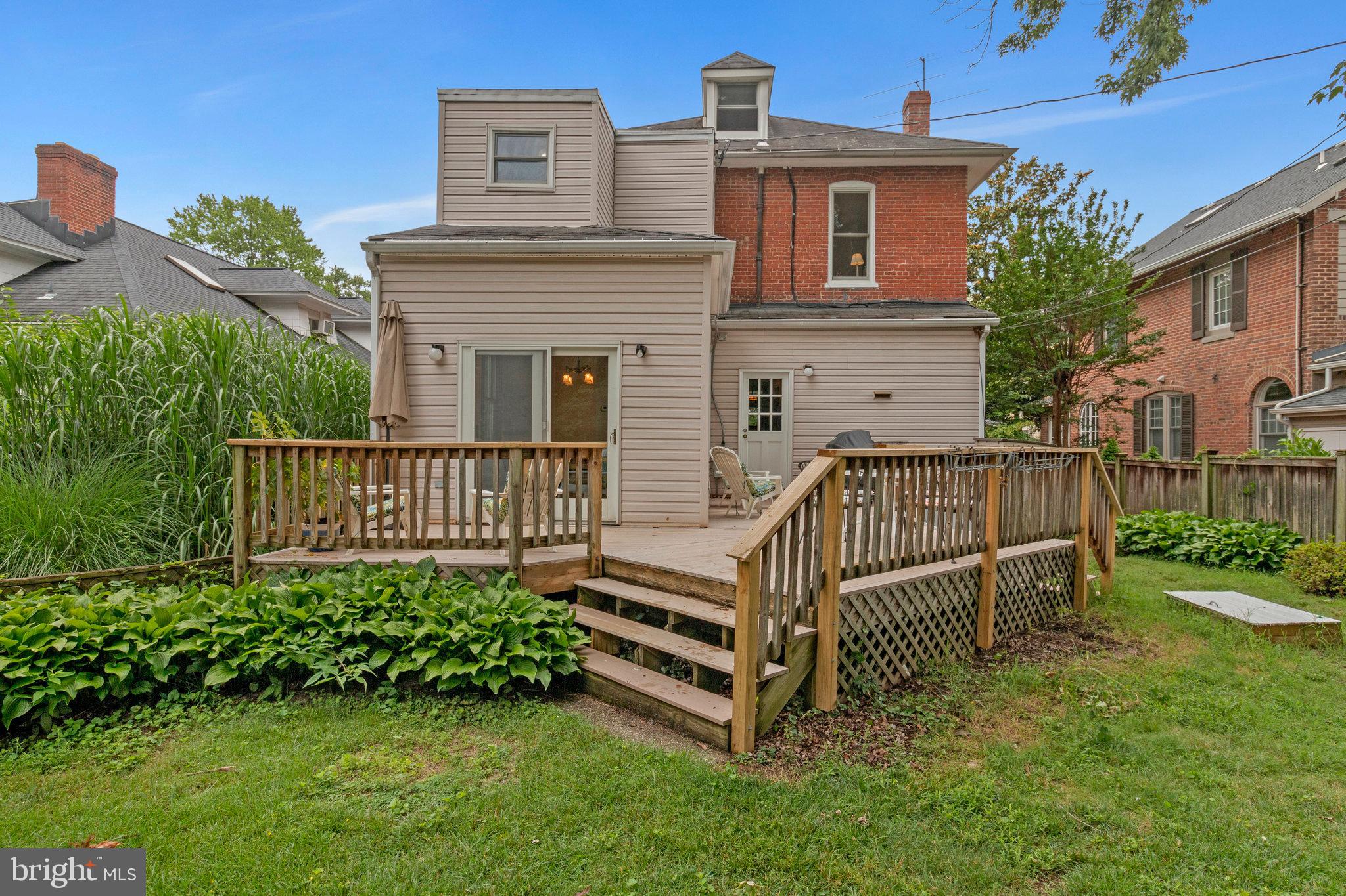 ROSEMONT - Residential