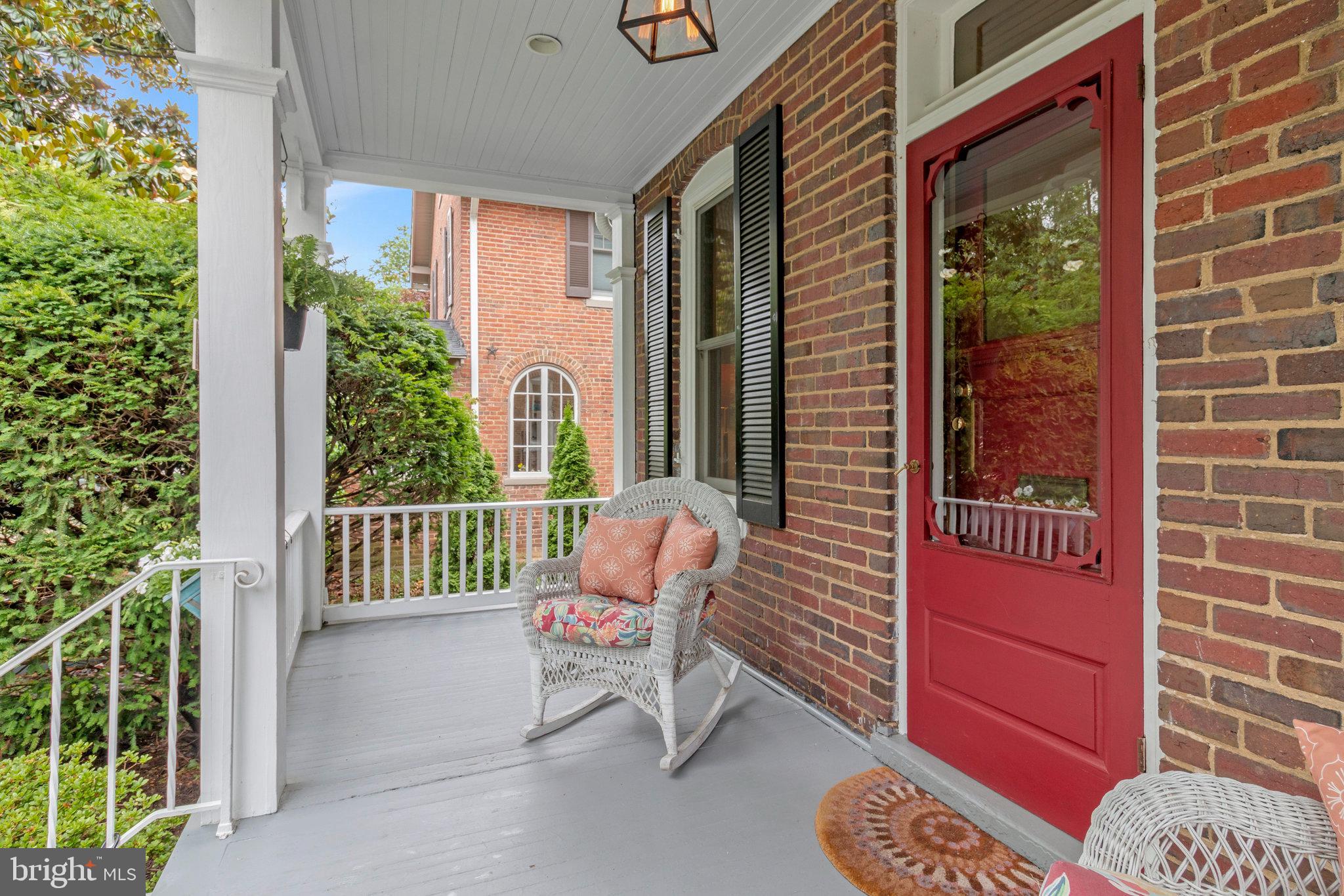 ROSEMONT - Residential