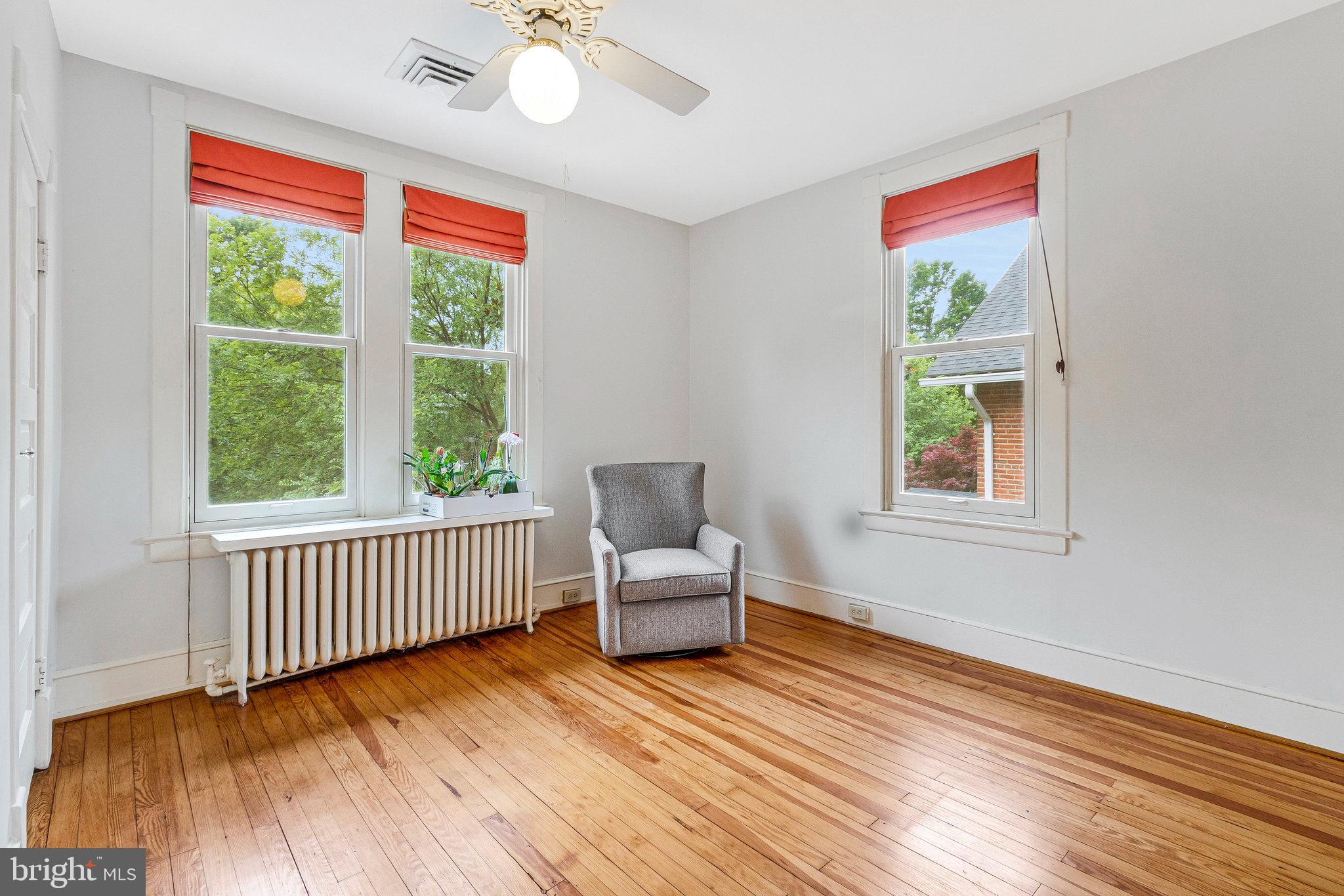 ROSEMONT - Residential