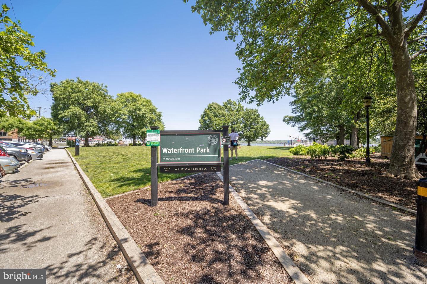 OLD TOWN - Residential Lease