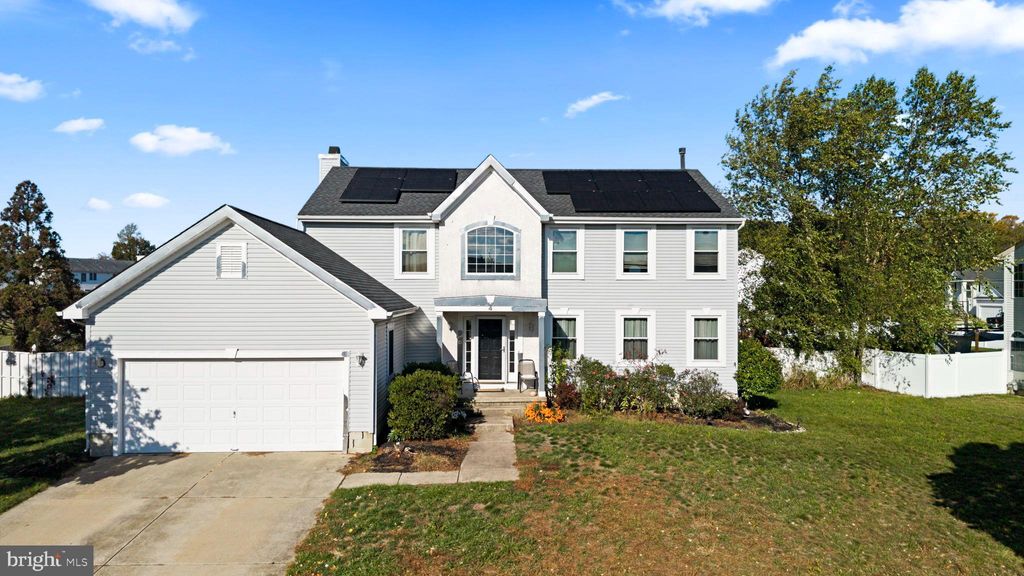 Photo of 4 Emerald Ct, SICKLERVILLE, NJ 08081 (MLS # NJCD2104974)