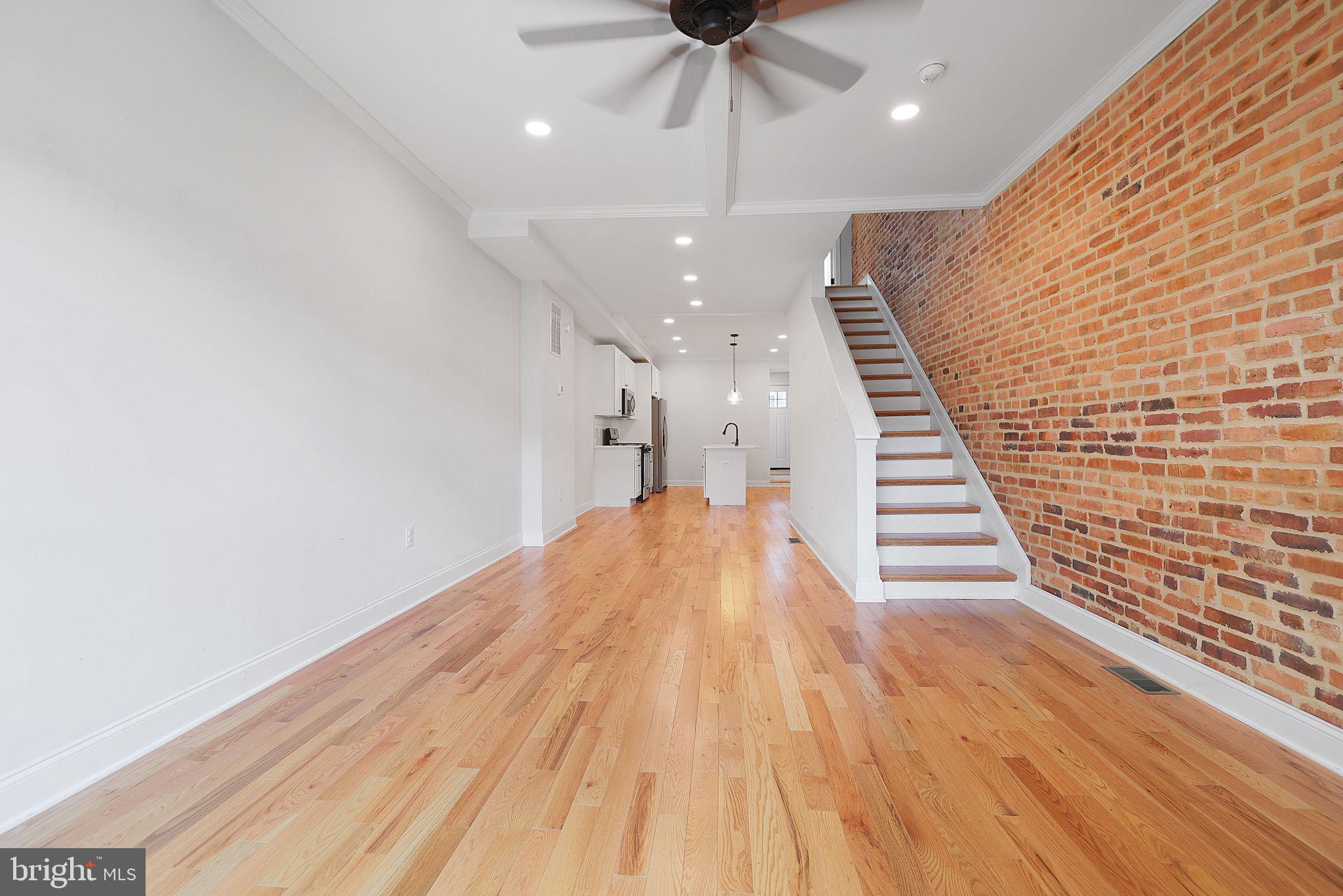 219 S CLINTON STREET