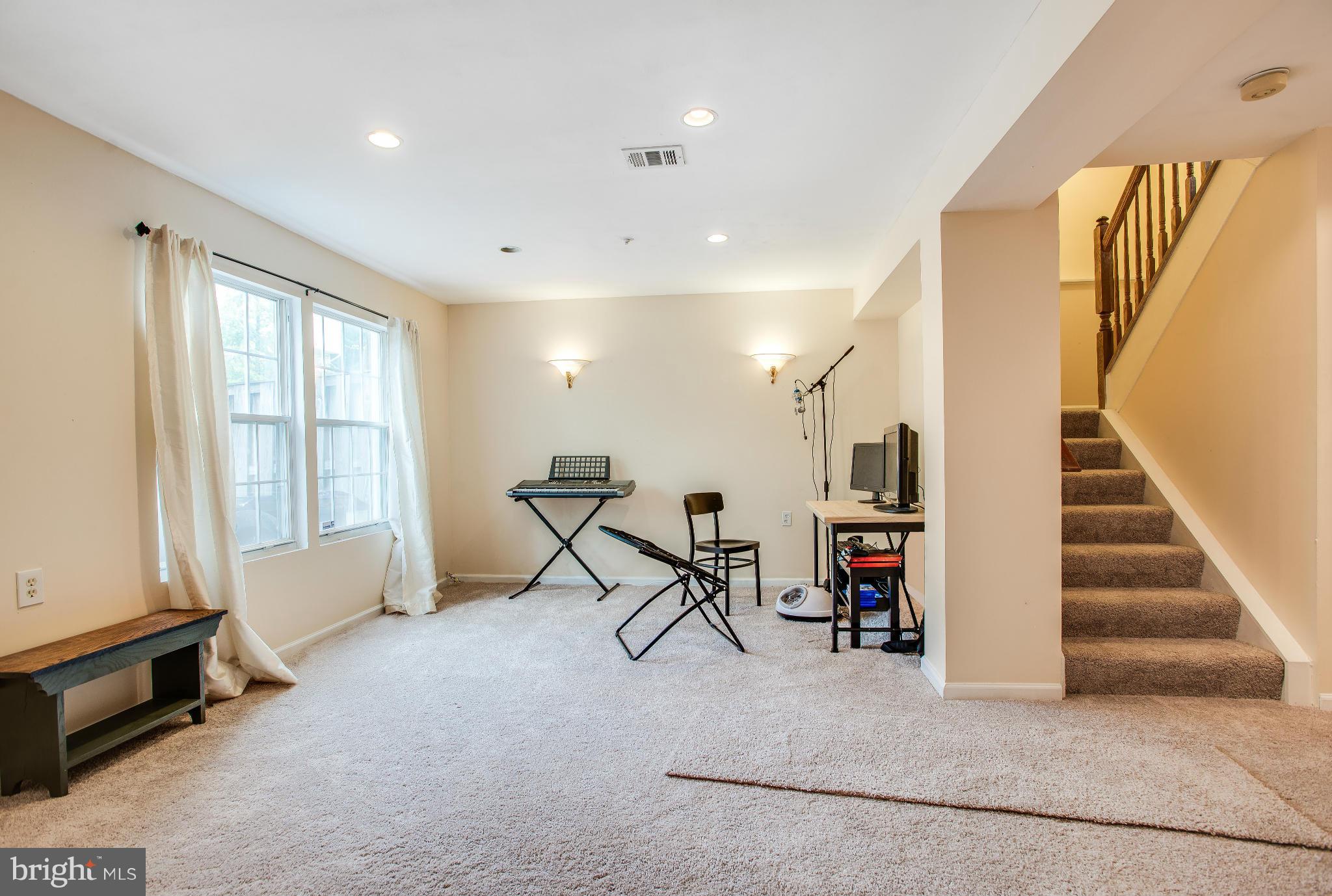 CHURCHILL TOWN SECTOR - Residential