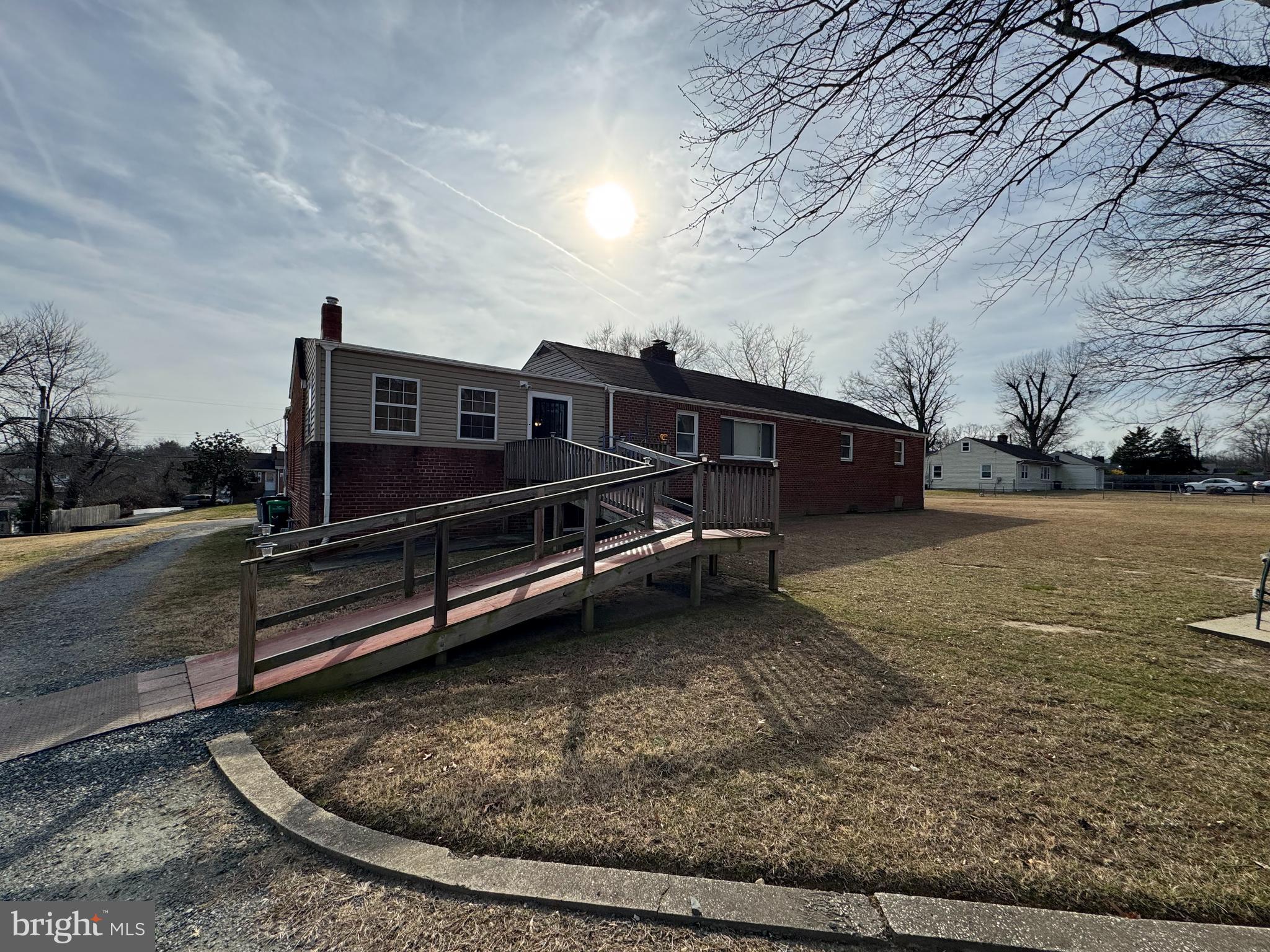 BUCKLERS - Residential