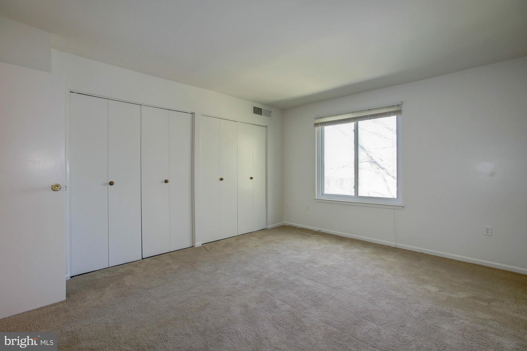 HAWTHORNE VILLAGE - Residential