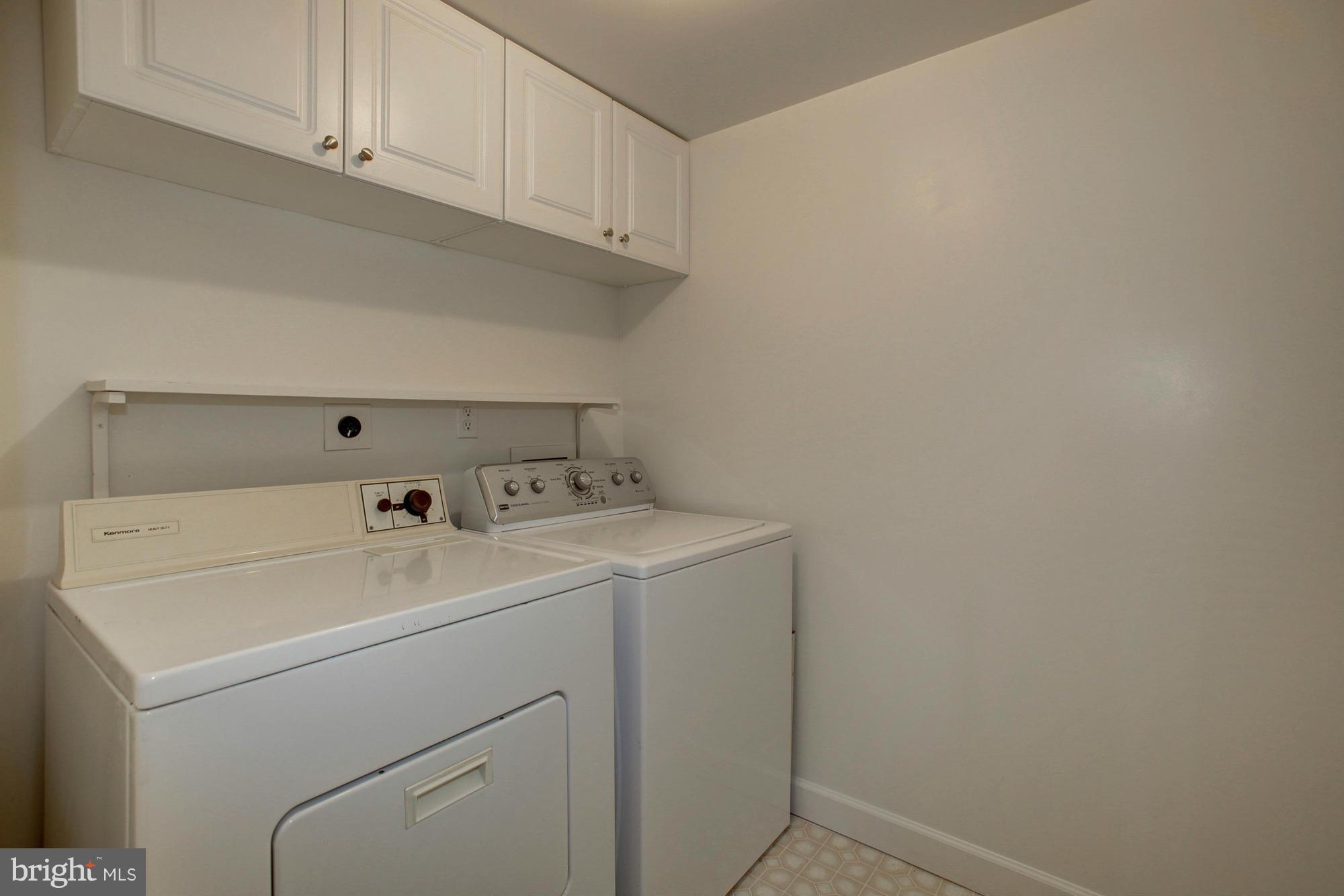 HAWTHORNE VILLAGE - Residential