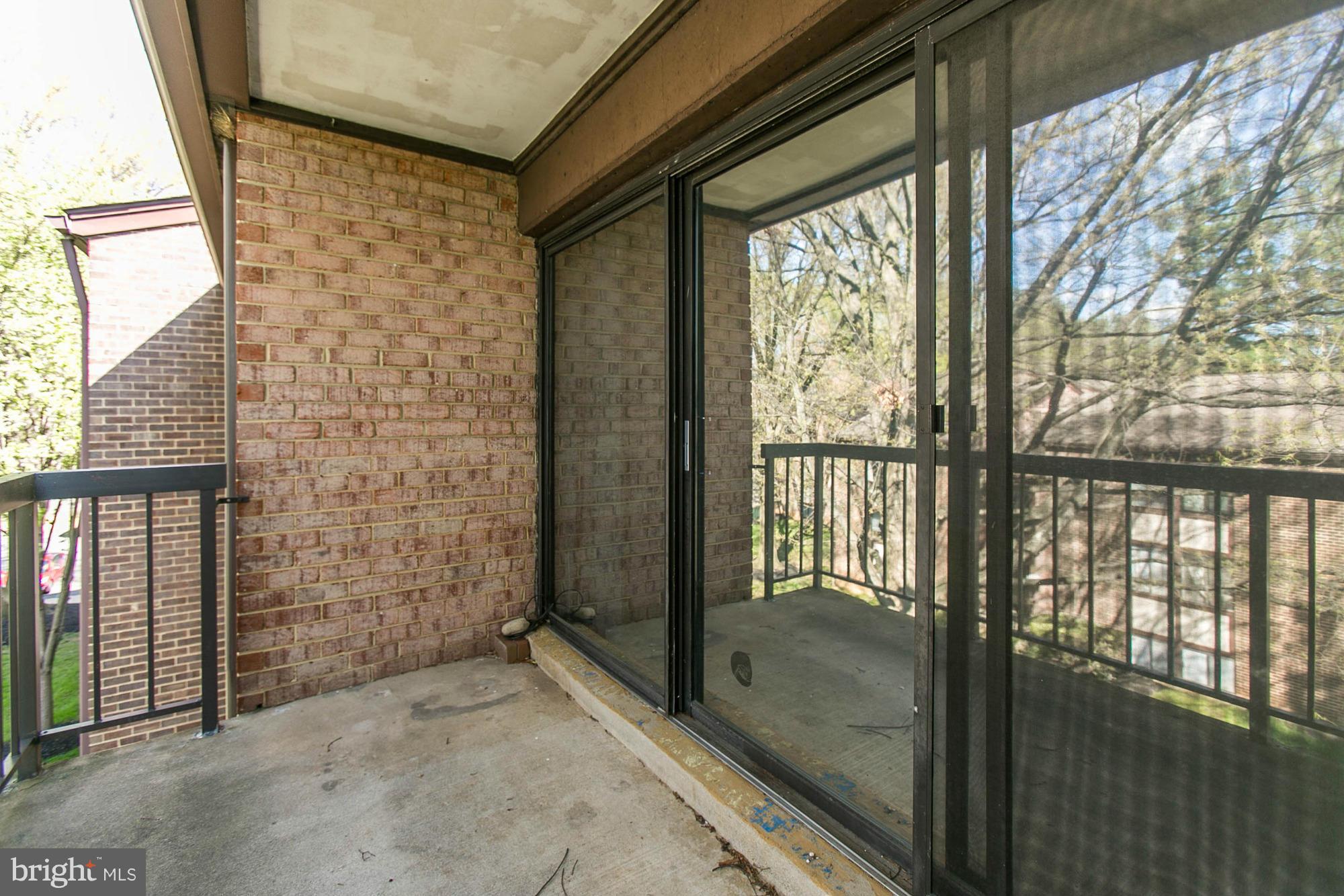 HAWTHORNE VILLAGE - Residential