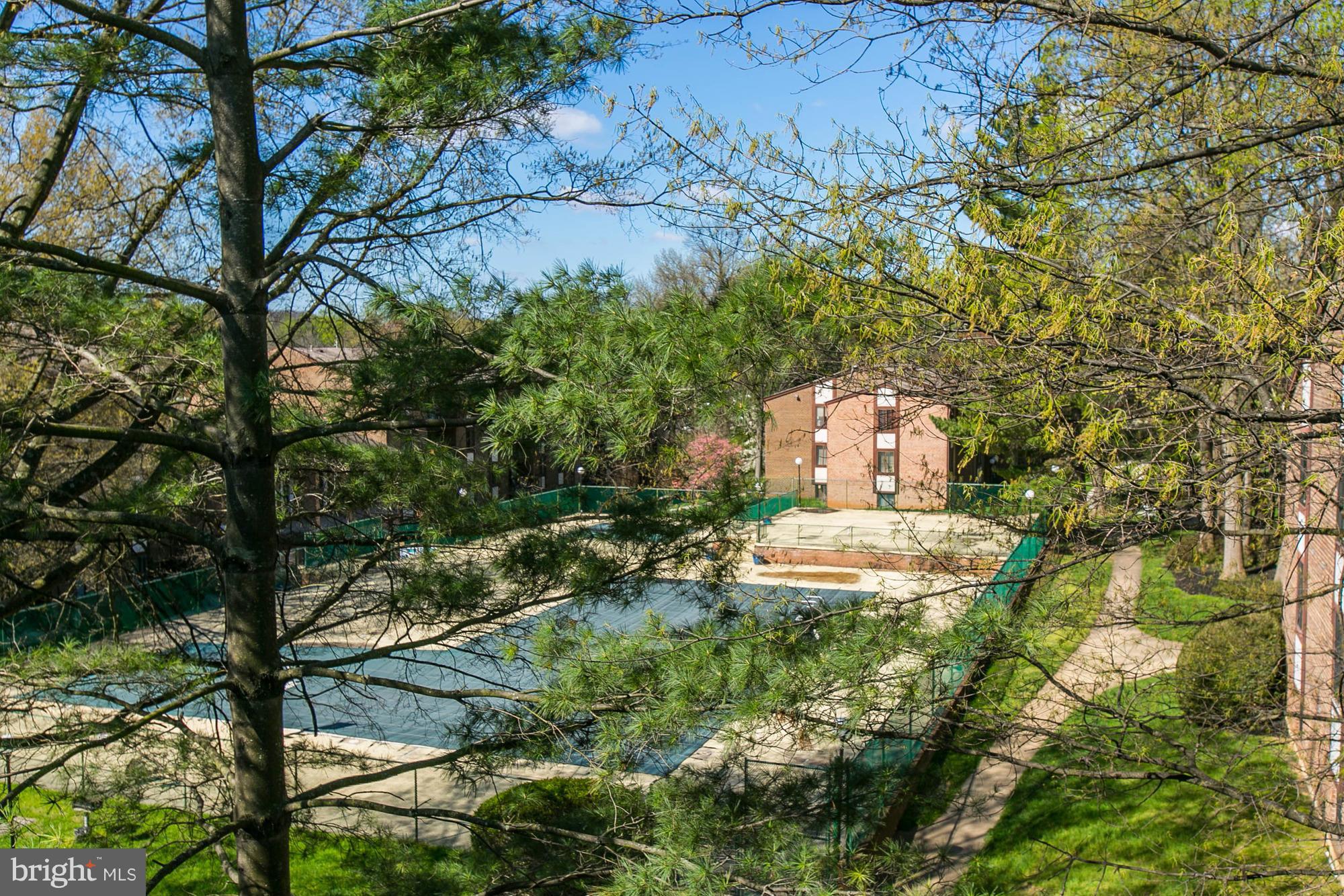 HAWTHORNE VILLAGE - Residential