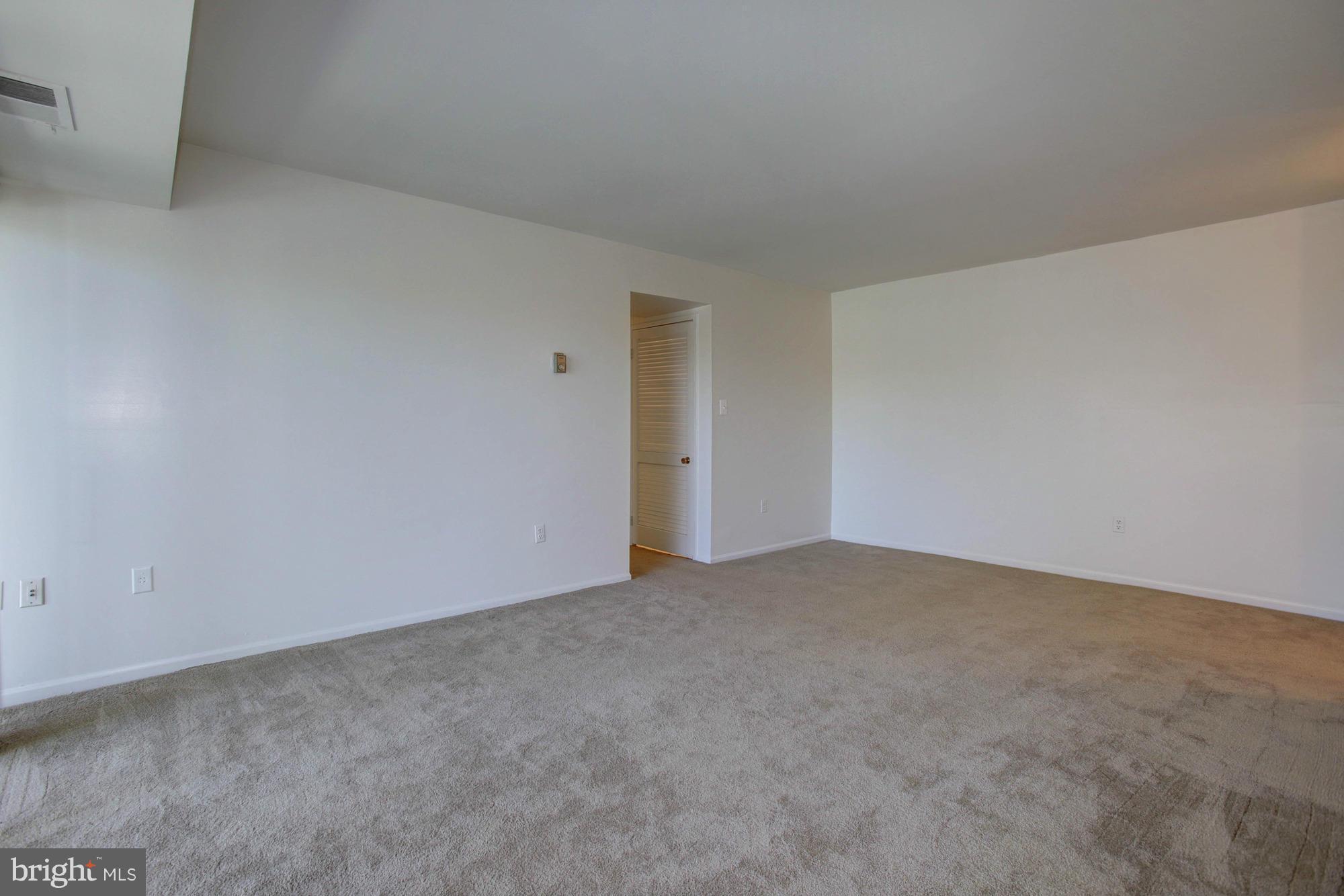 HAWTHORNE VILLAGE - Residential