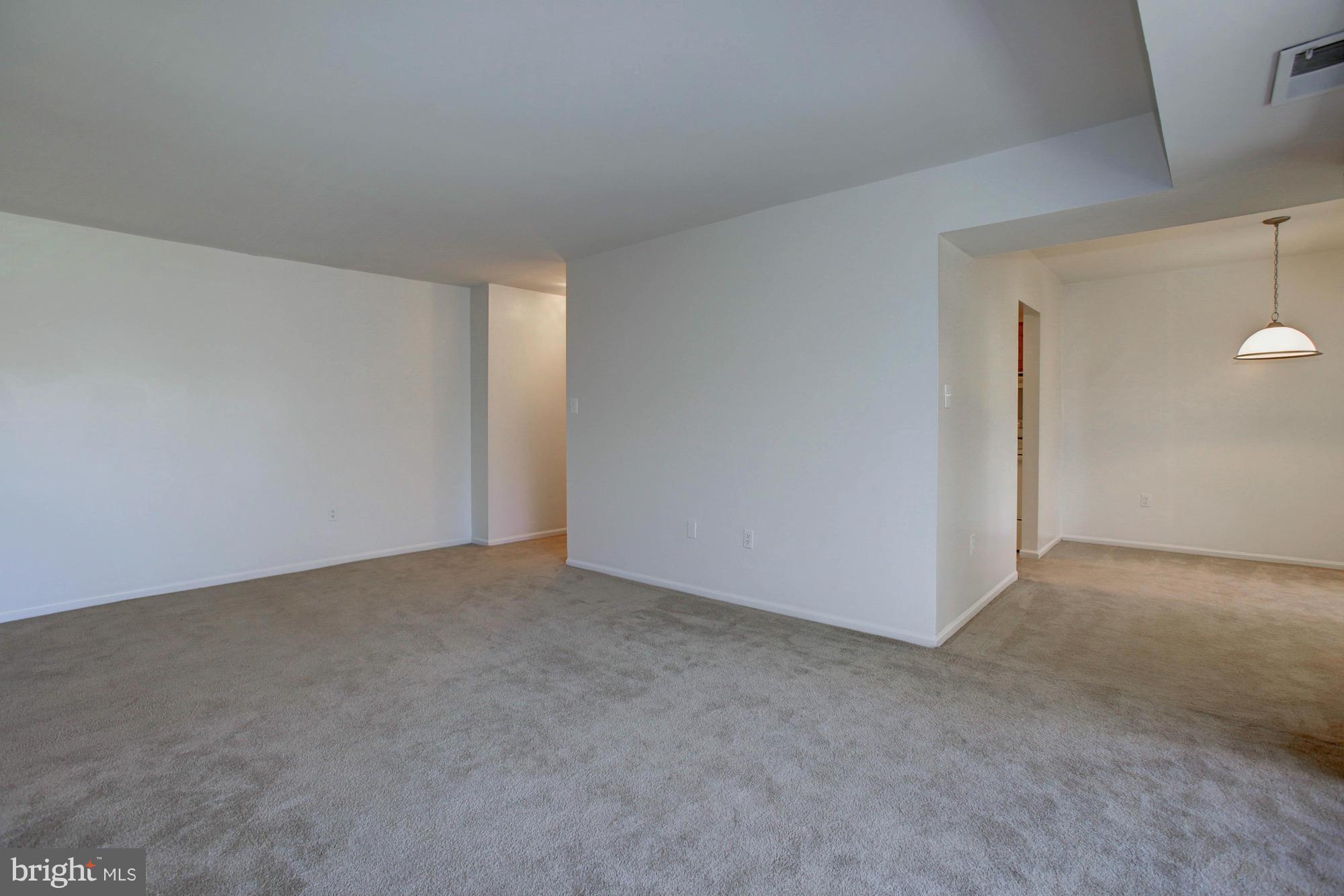 HAWTHORNE VILLAGE - Residential