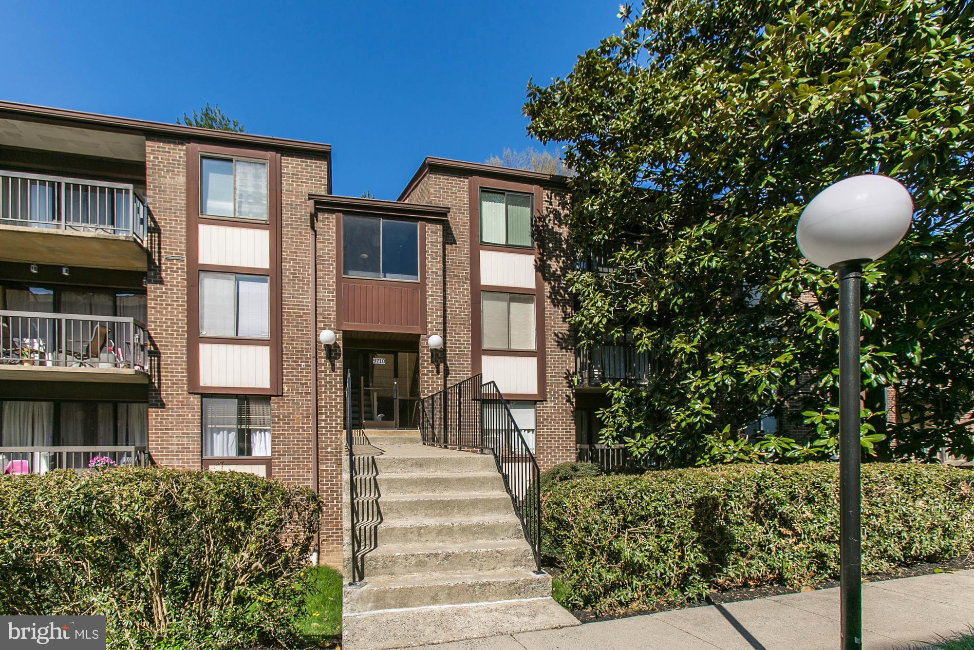 HAWTHORNE VILLAGE - Residential