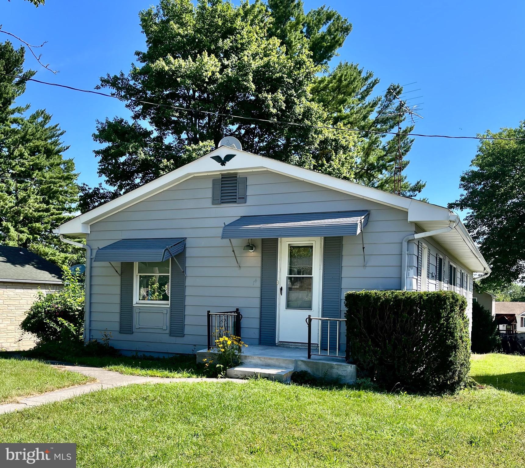 OWNER FINANCING AVAILABLE – Perfect Opportunity for Less Qualified Buyers!
Don’t miss this move-in ready 3-bedroom, 1.5-bath rancher nestled on a peaceful street and thoughtfully updated in 2022. The heart of the home is a stunning, fully remodeled kitchen featuring solid wood shaker cabinets, quartz countertops, bar seating, and stainless steel appliances. It opens to a spacious dining room with built-in cabinetry—ideal for everyday meals or entertaining guests. The open floor plan flows into a bright and inviting living room filled with natural light from large windows. Down the hall, you’ll find three well-sized bedrooms, an updated full bath, and a convenient Jack-and-Jill half bath. Additional 2022 upgrades include new flooring throughout, fresh interior paint, a new central A/C system, and a new water heater. The lower level offers a large unfinished space, perfect for storage or future customization, along with a dedicated workshop with walk-out access. Photos in this listing are from 2022 and will be updated ASAP. The owner is highly motivated and open to providing flexible financing options. Don’t miss this rare opportunity—owner financing is available, even for less qualified buyers! 24 hr notice required for showings. Please do not go on property without confirmed showing. PROPERTY IS OCCUPIED.