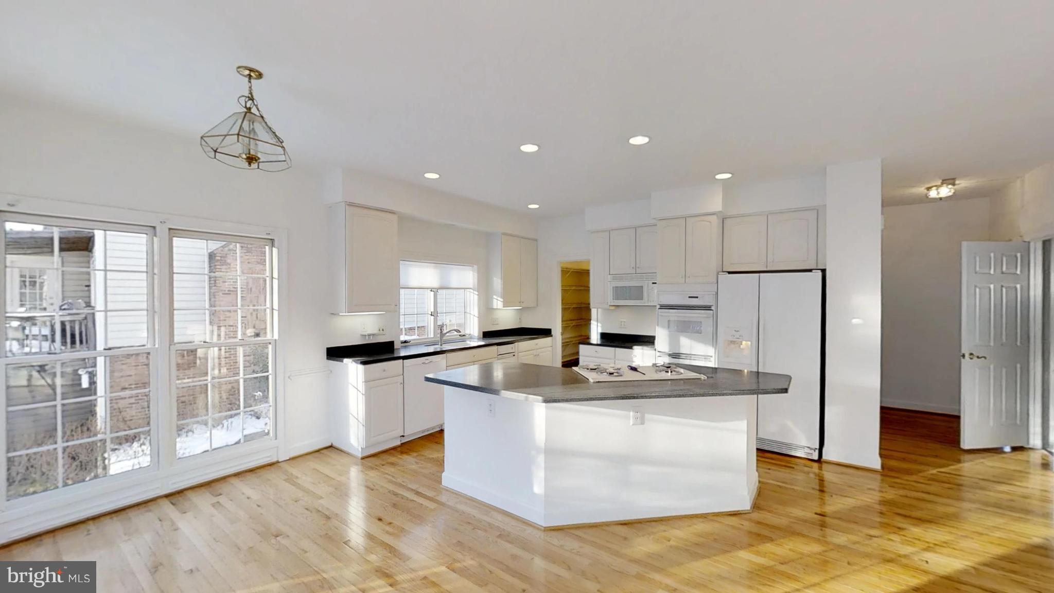 ASHGROVE PLANTATION - Residential