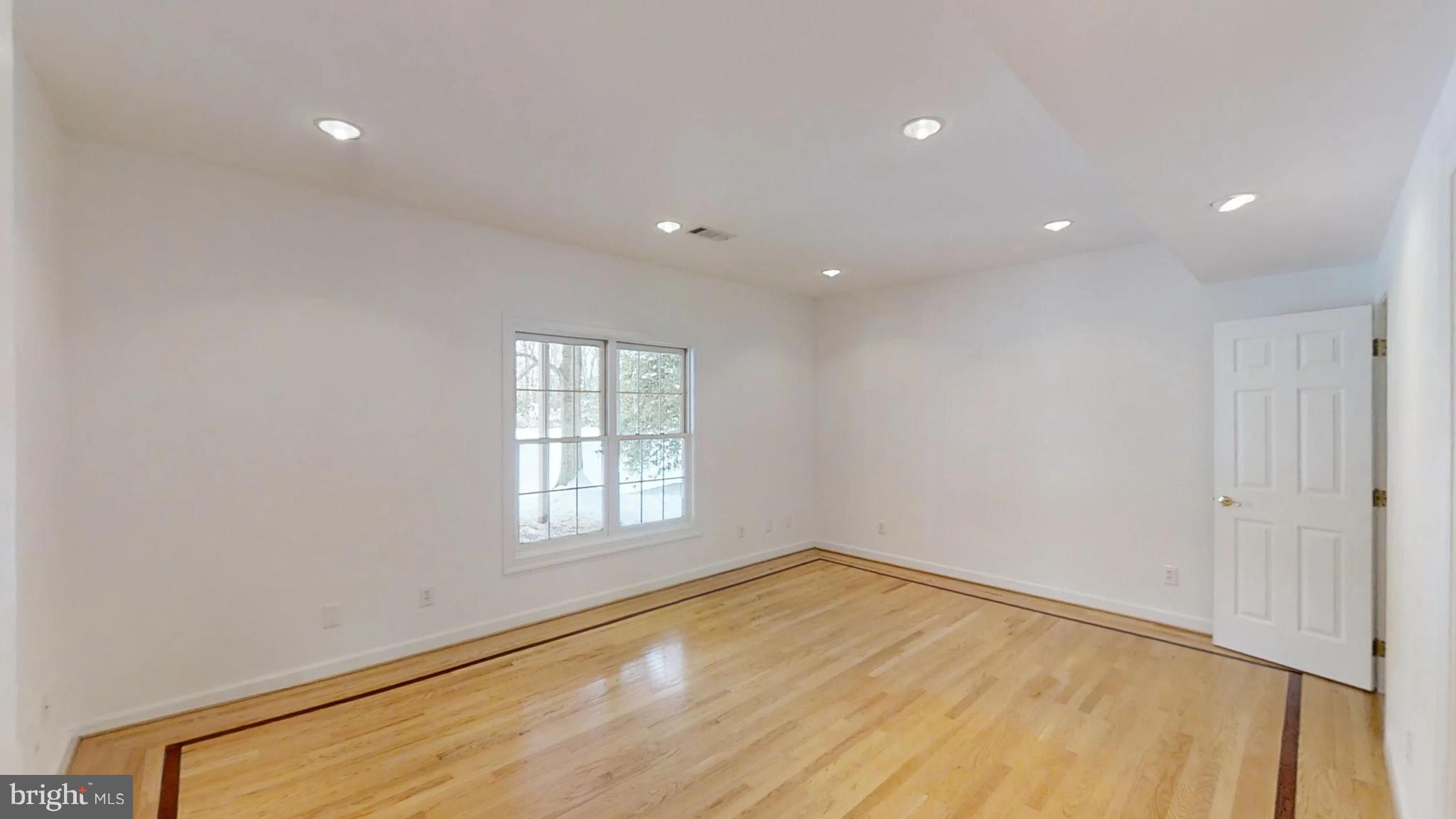 ASHGROVE PLANTATION - Residential