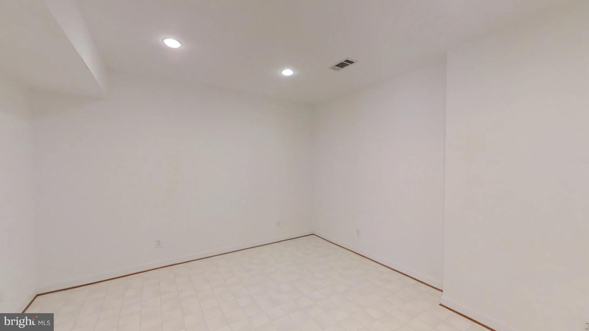 ASHGROVE PLANTATION - Residential