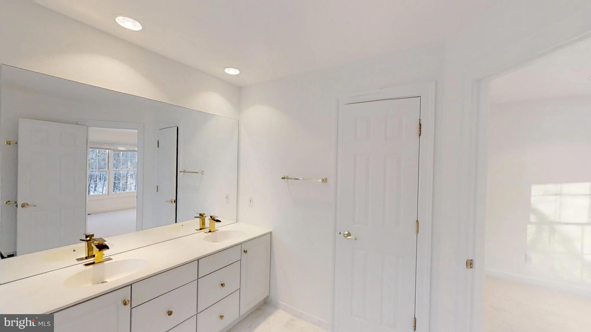 ASHGROVE PLANTATION - Residential