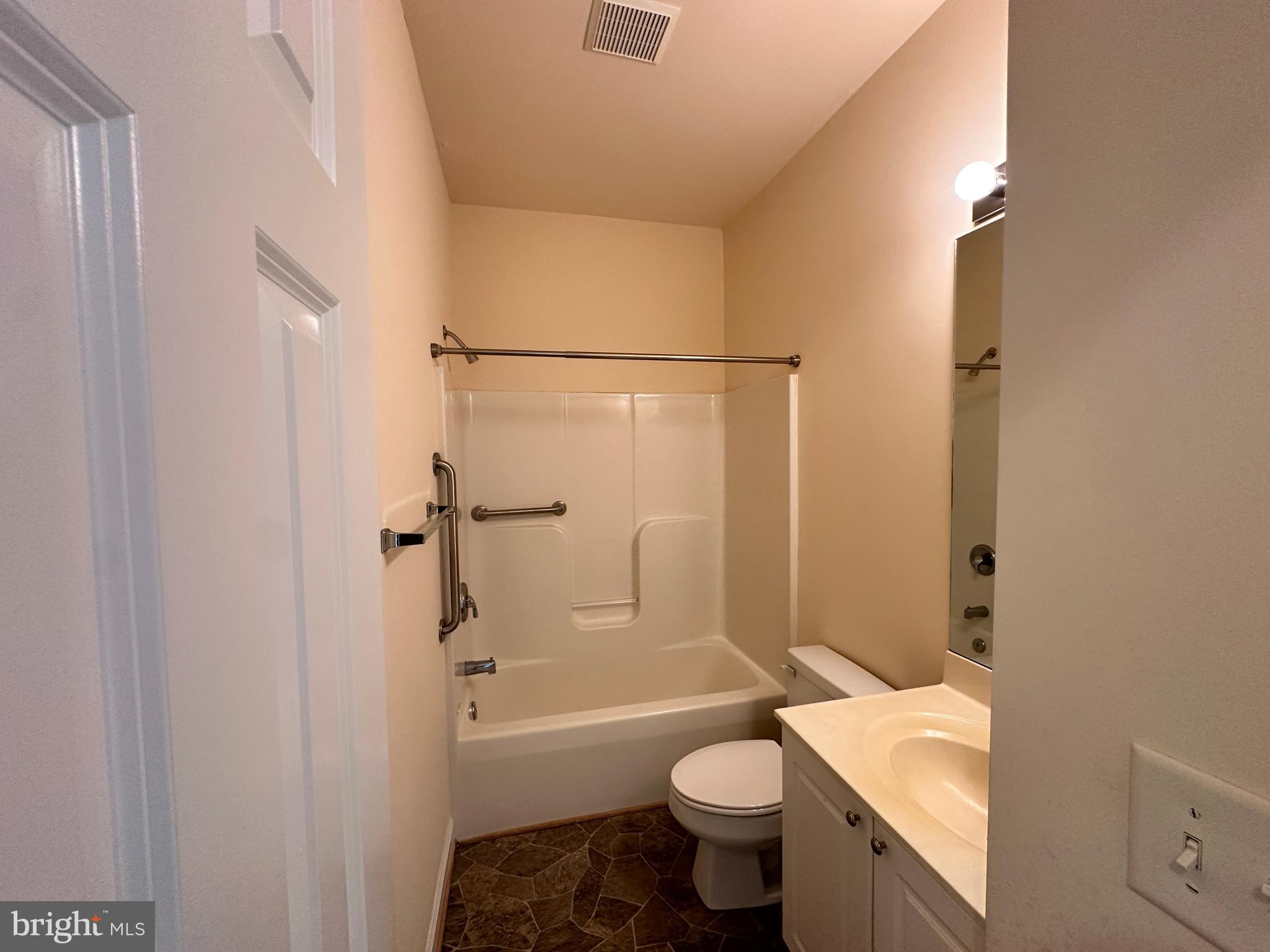 EASTON CLUB - Residential