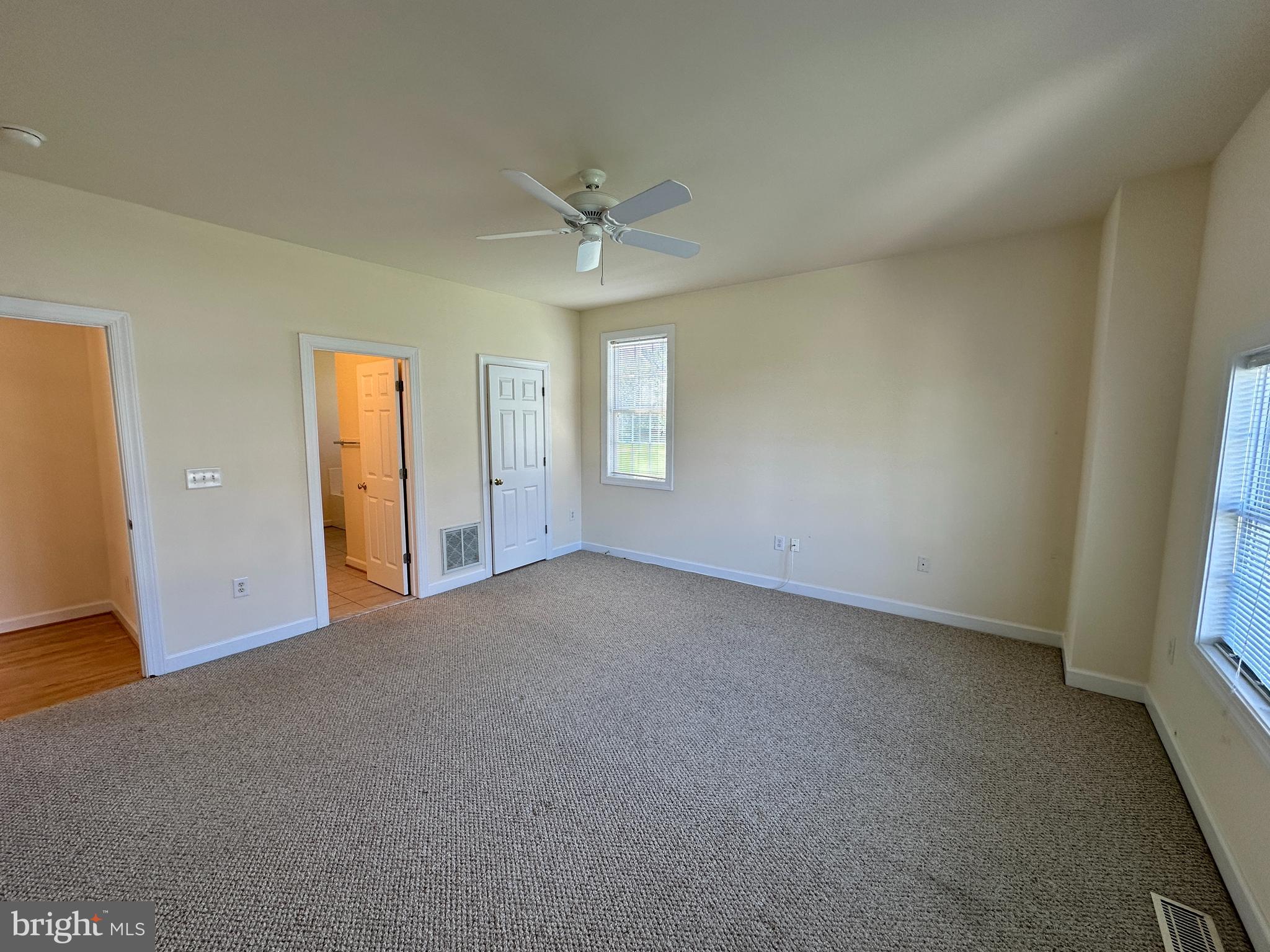 EASTON CLUB - Residential