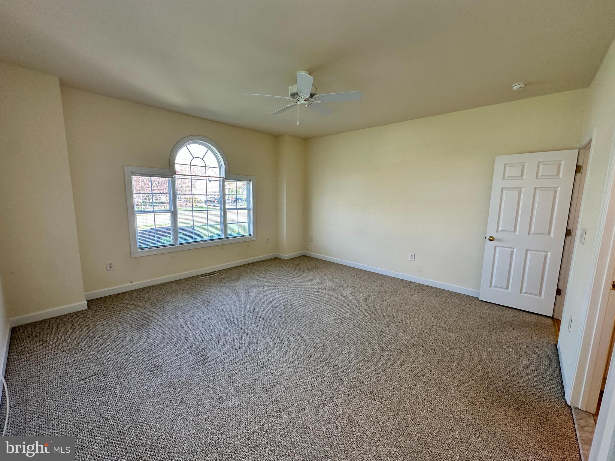 EASTON CLUB - Residential