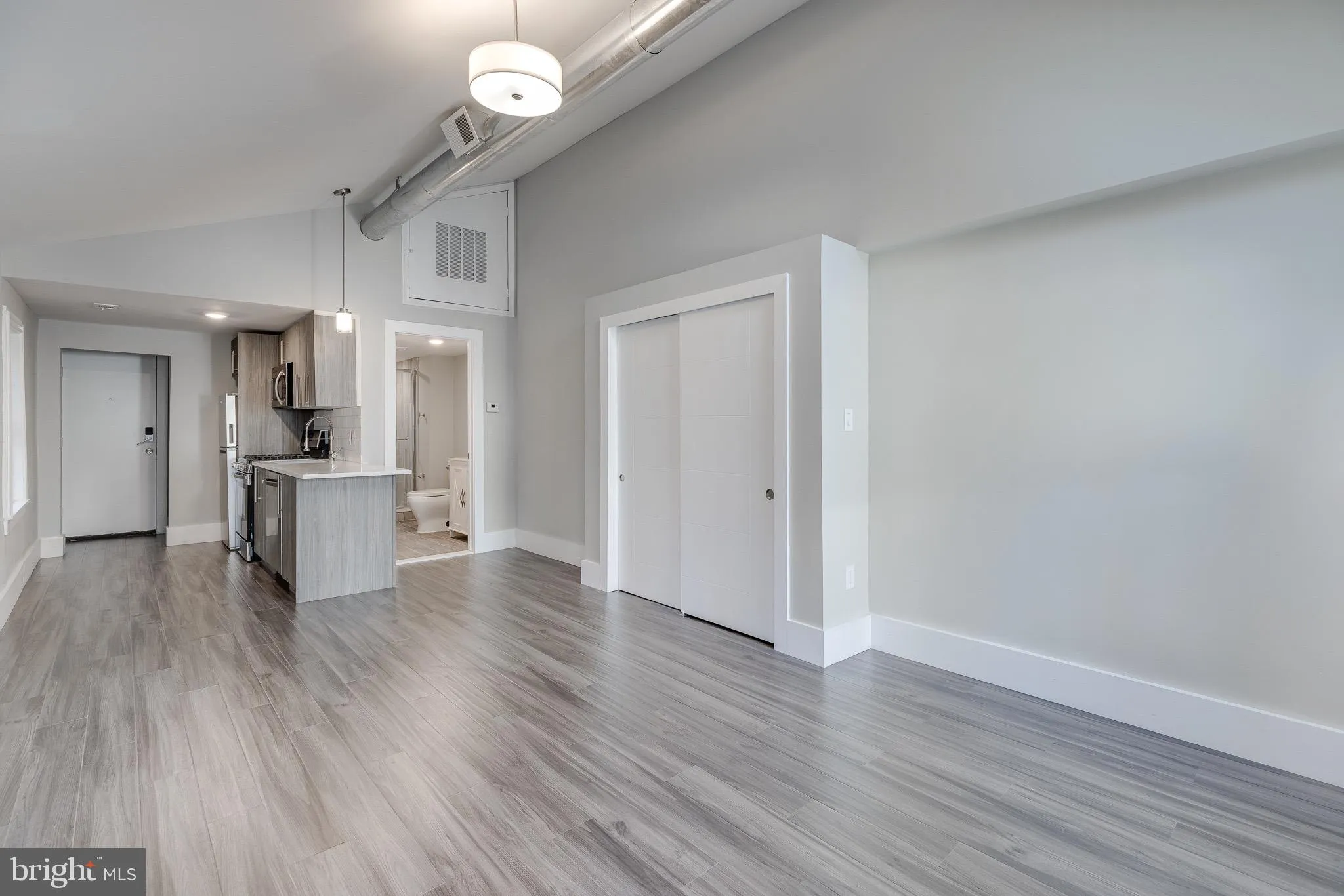 Philadelphia, Pennsylvania 19103, United States, ,1 BathroomBathrooms,Residential,Active,77223