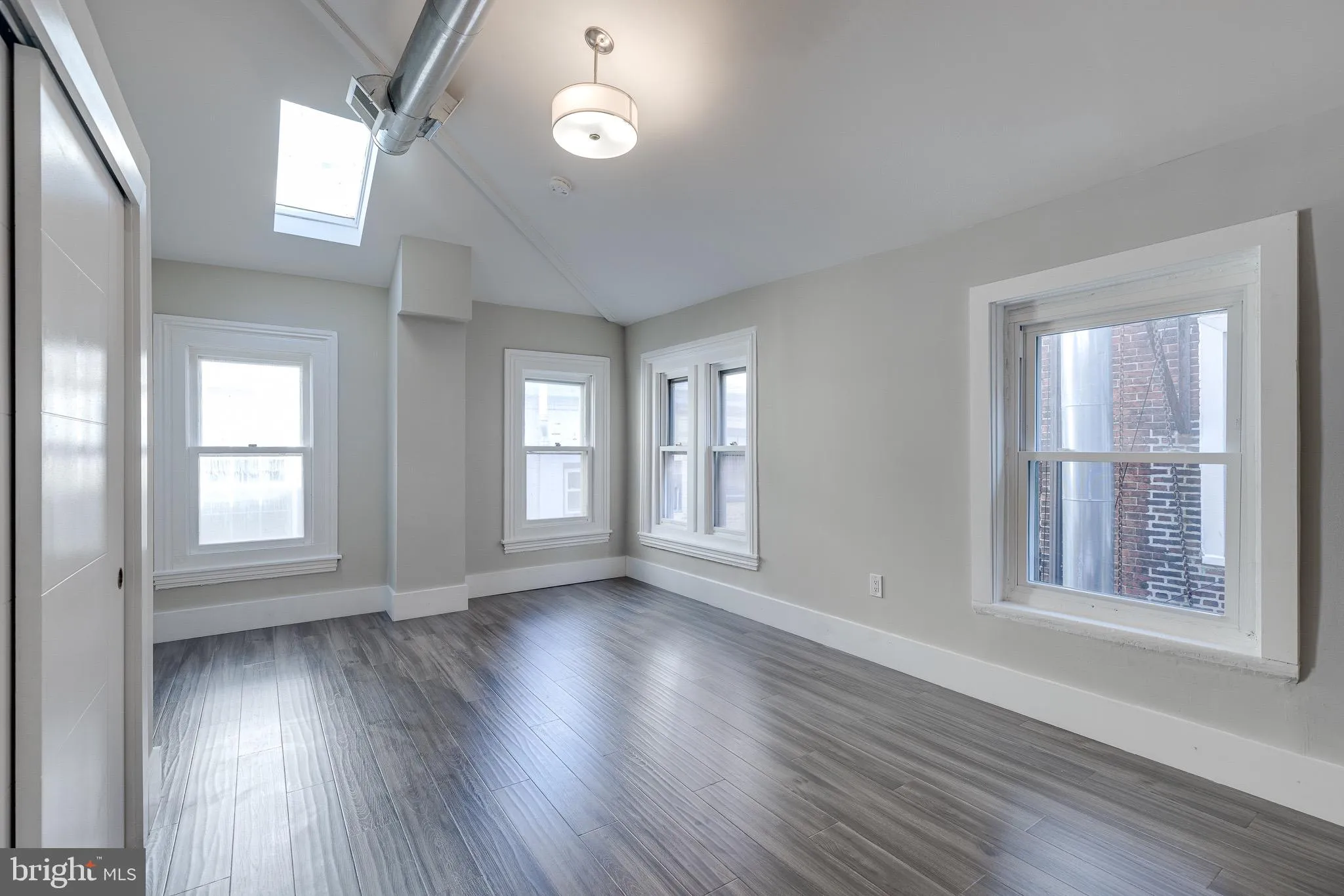 Philadelphia, Pennsylvania 19103, United States, ,1 BathroomBathrooms,Residential,Active,77223