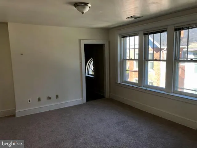 Oxford, Pennsylvania 19363, United States, 1 Bedroom Bedrooms, ,1 BathroomBathrooms,Residential,Active,256846