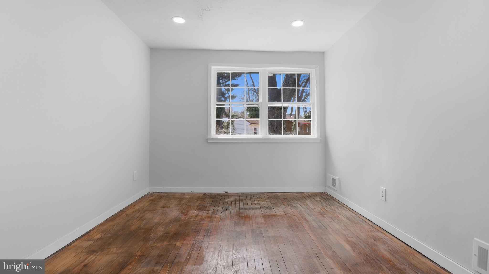 HILLCREST HEIGHTS - Residential