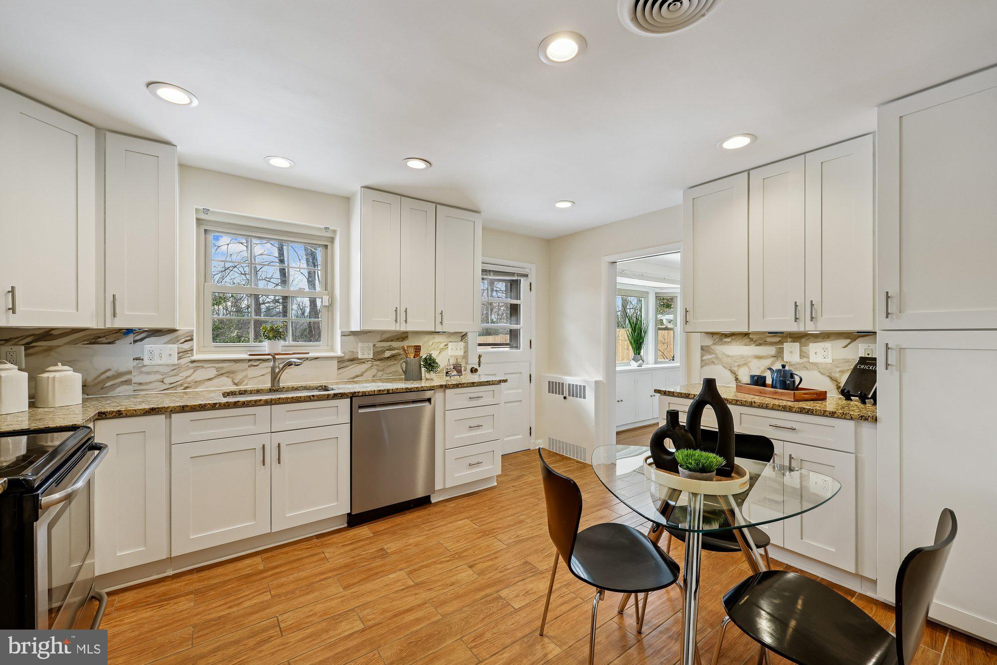 DUNLOP HILLS - Residential