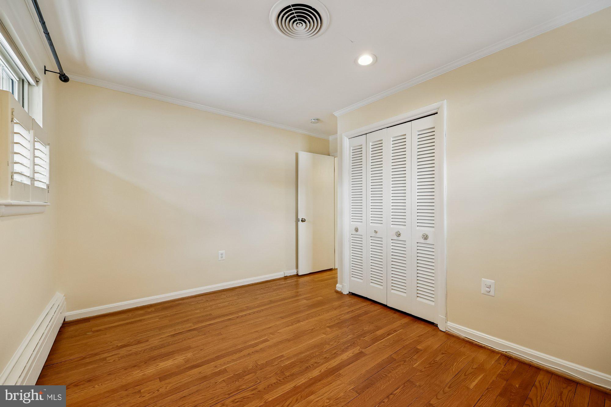 DUNLOP HILLS - Residential