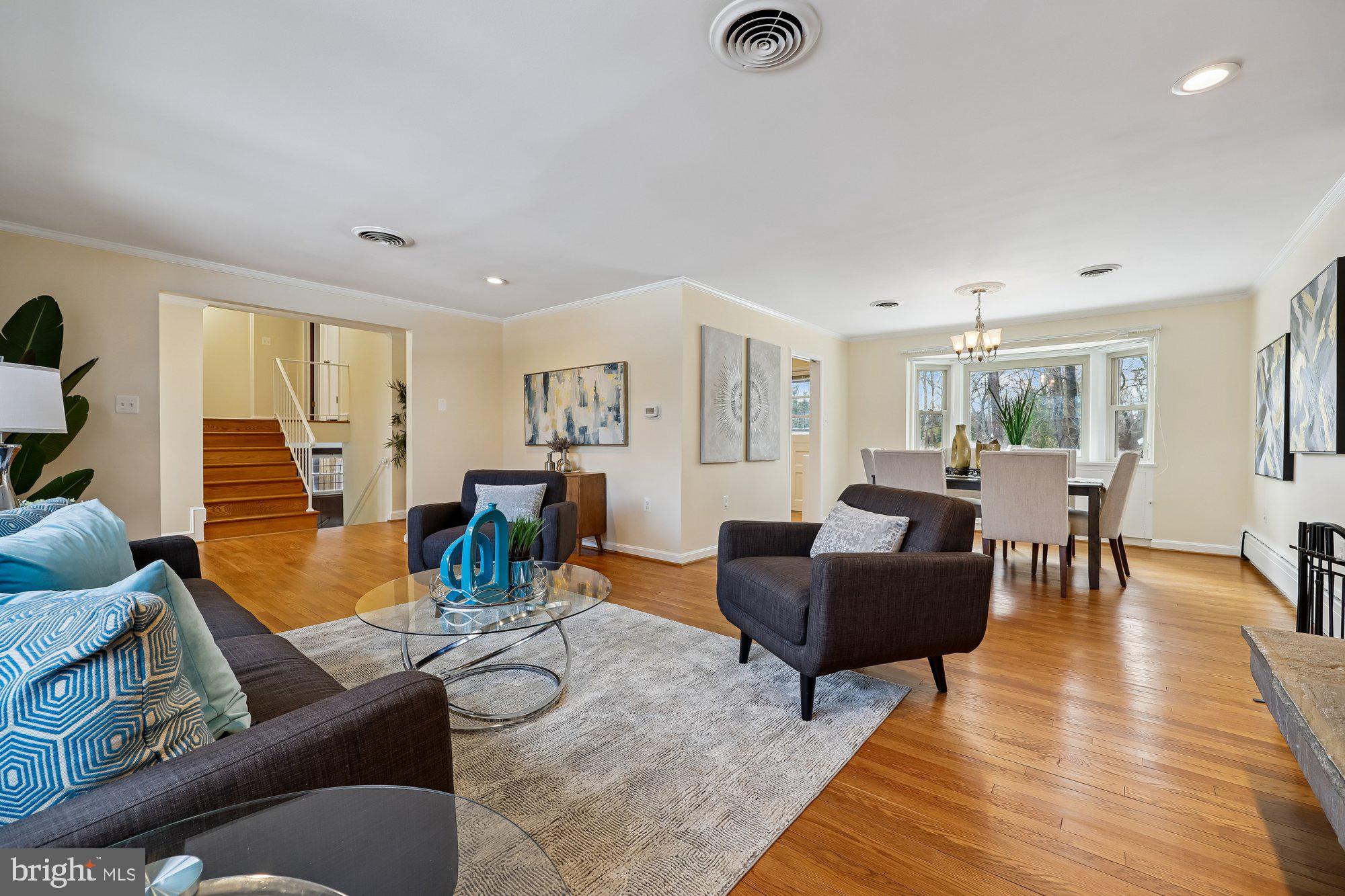 DUNLOP HILLS - Residential